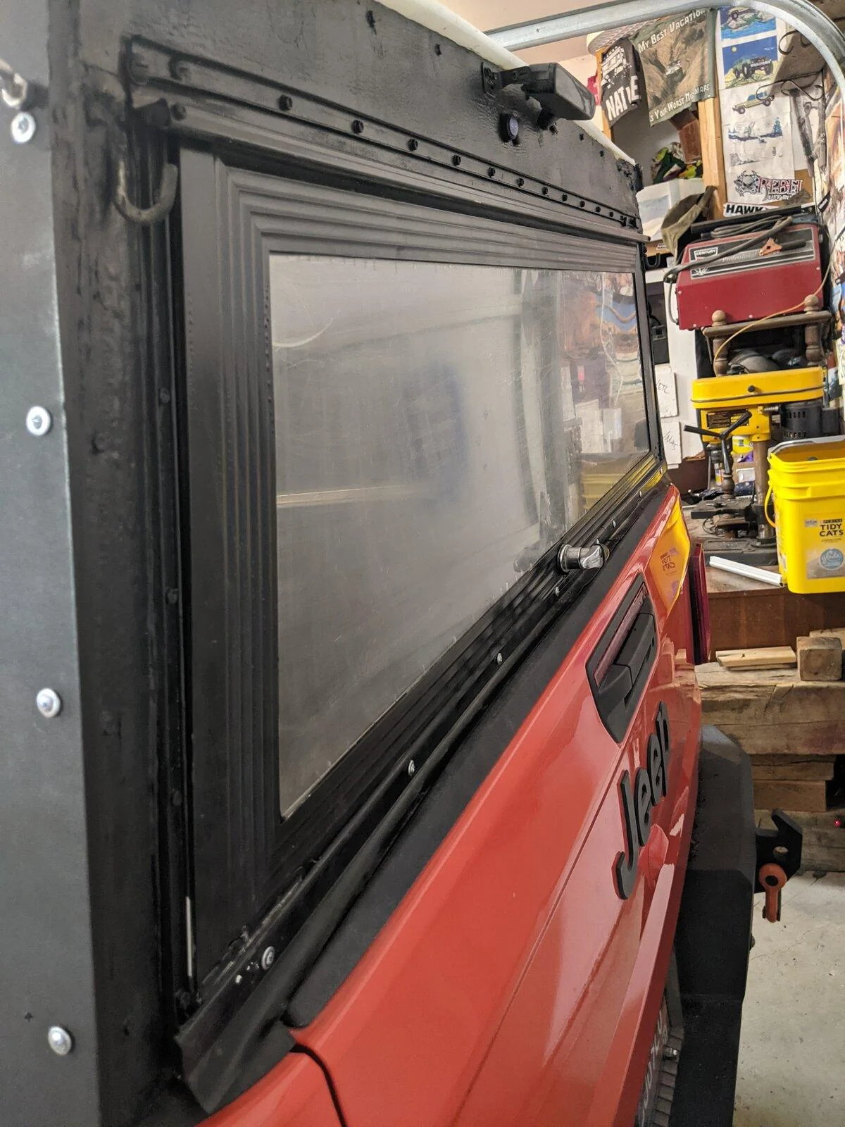 Jeep Gladiator Operation  "Cheap topper": Warning... this is in process... PXL_20210626_183329653