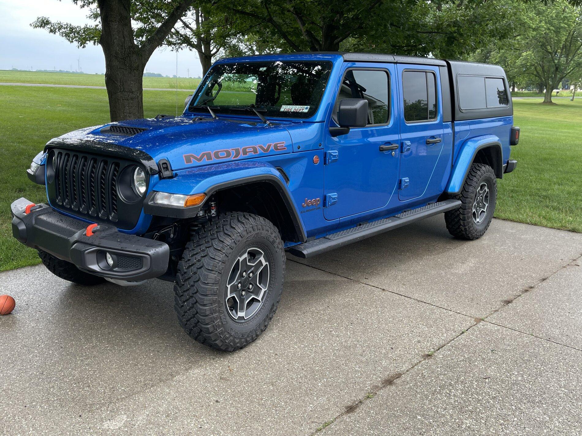 Jeep Gladiator ARE CX HD 6198D1E0-D5F1-4DCD-9E7C-6460D1A2406B