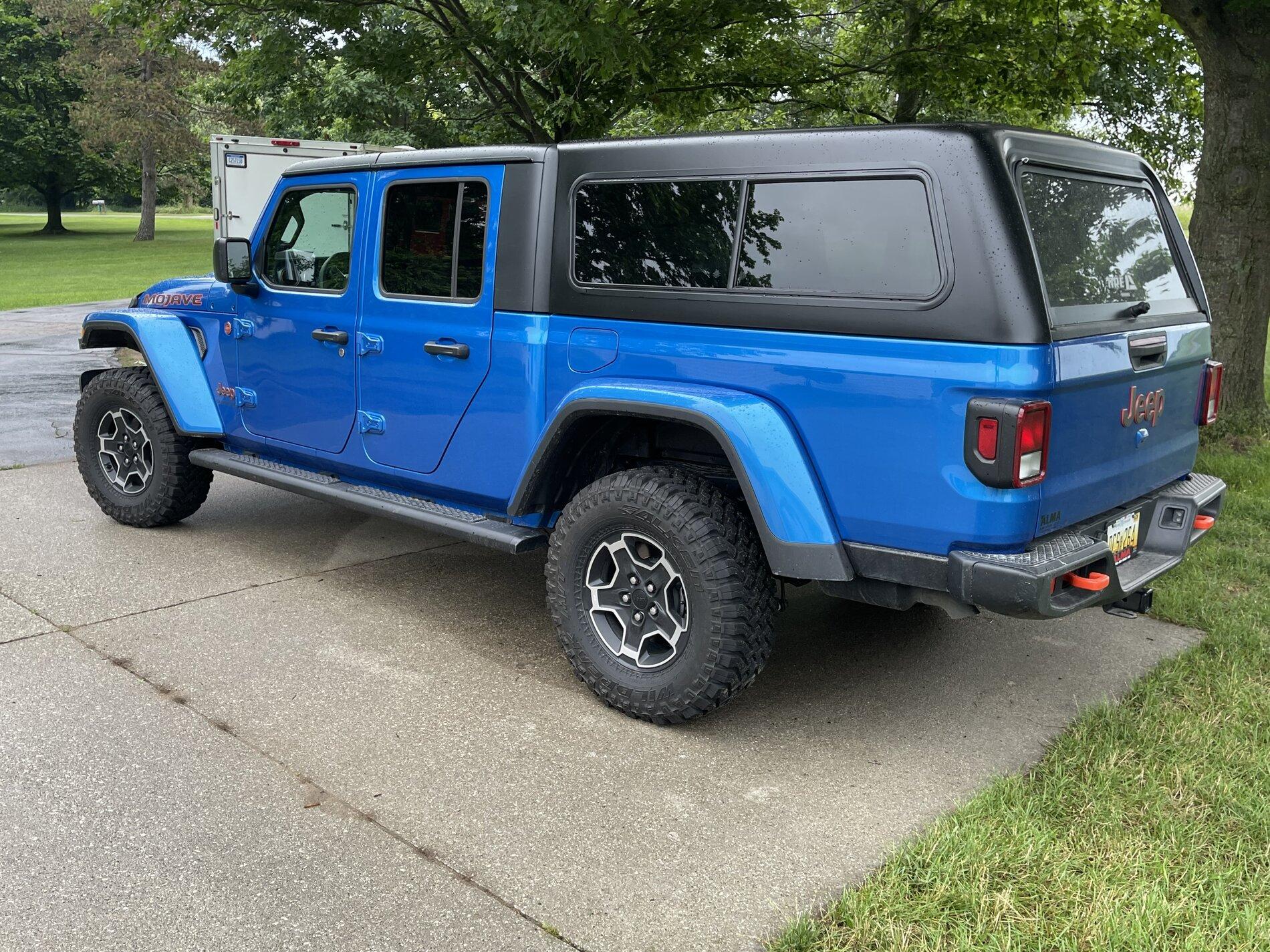 Jeep Gladiator ARE CX HD 91072314-2ED6-454B-8A8E-9835EF42A4DB