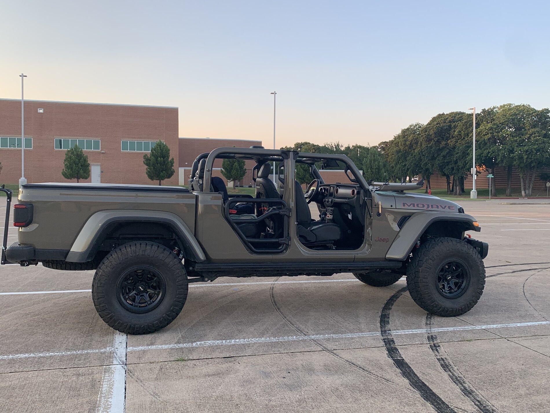 Jeep Gladiator Tube door recommendations f8d7b006-7f4e-4b97-966a-a9e5aa982725-jpe