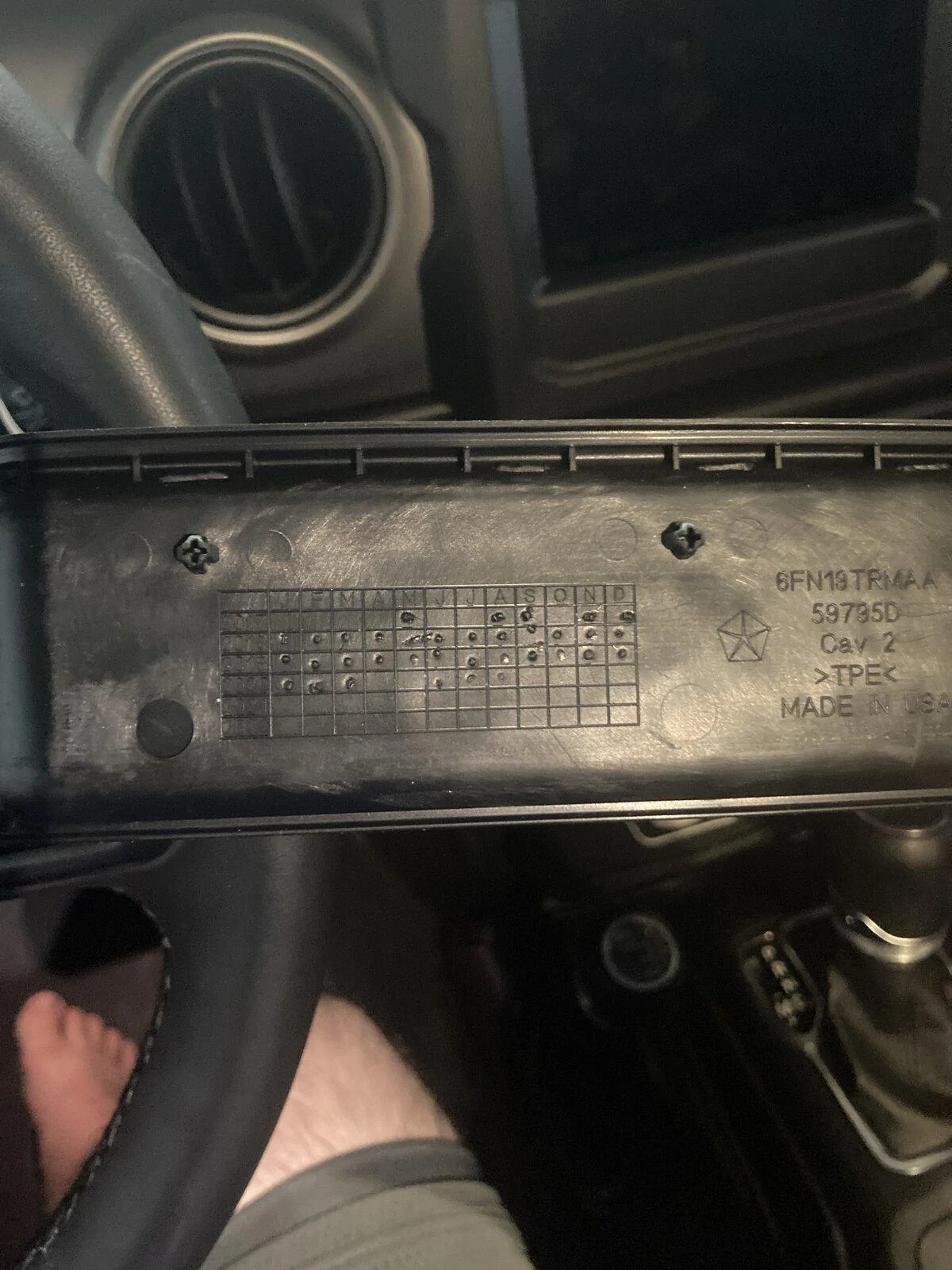 Jeep Gladiator What’s the deal with this trim piece? 0E20CEAE-5012-4135-9BC2-EEFA5A7A61AD