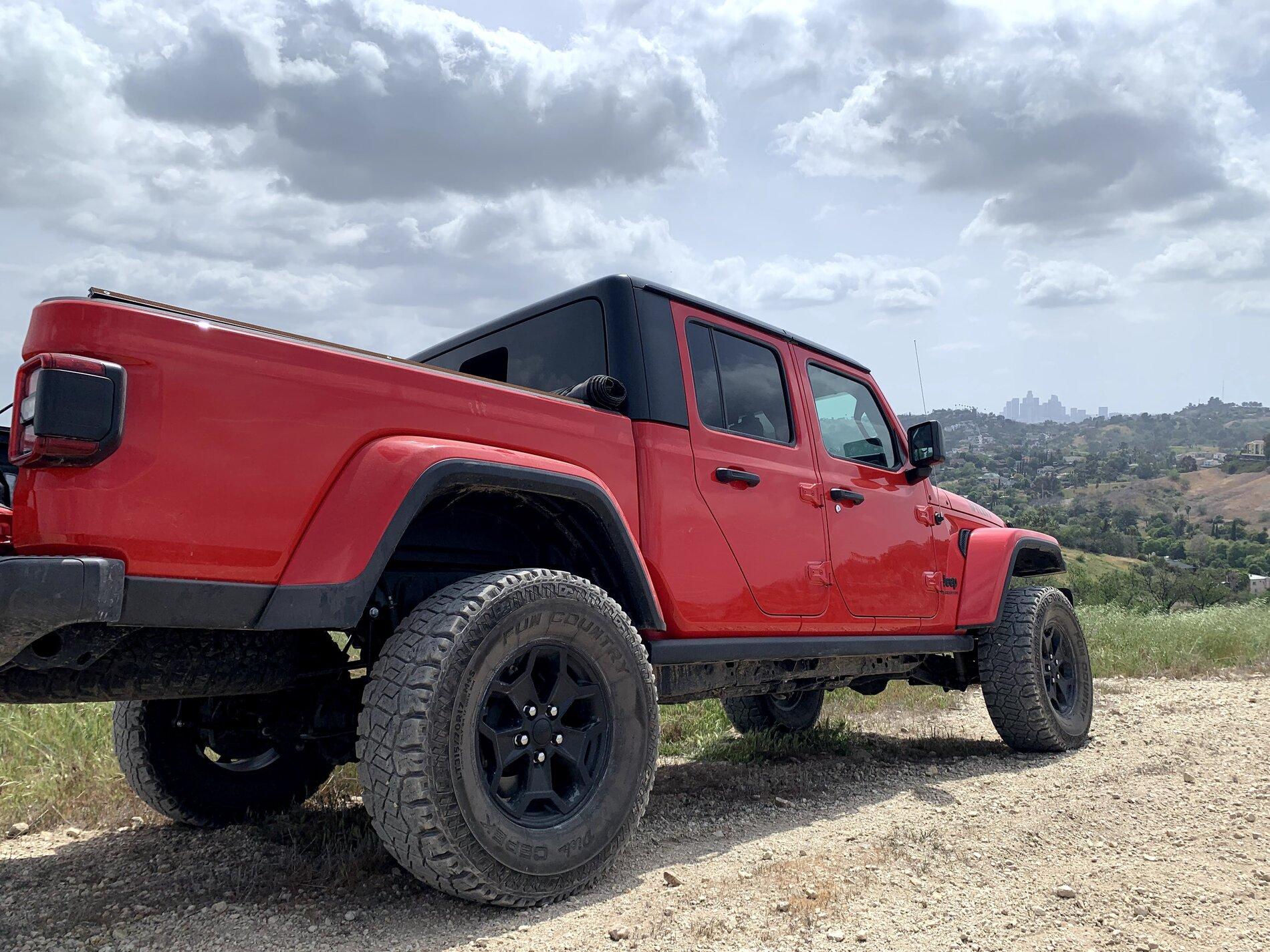 Jeep Gladiator Those trying to decide between 35"s or 37"s 8E409D22-8364-4A3C-BC39-41E1485FE59C