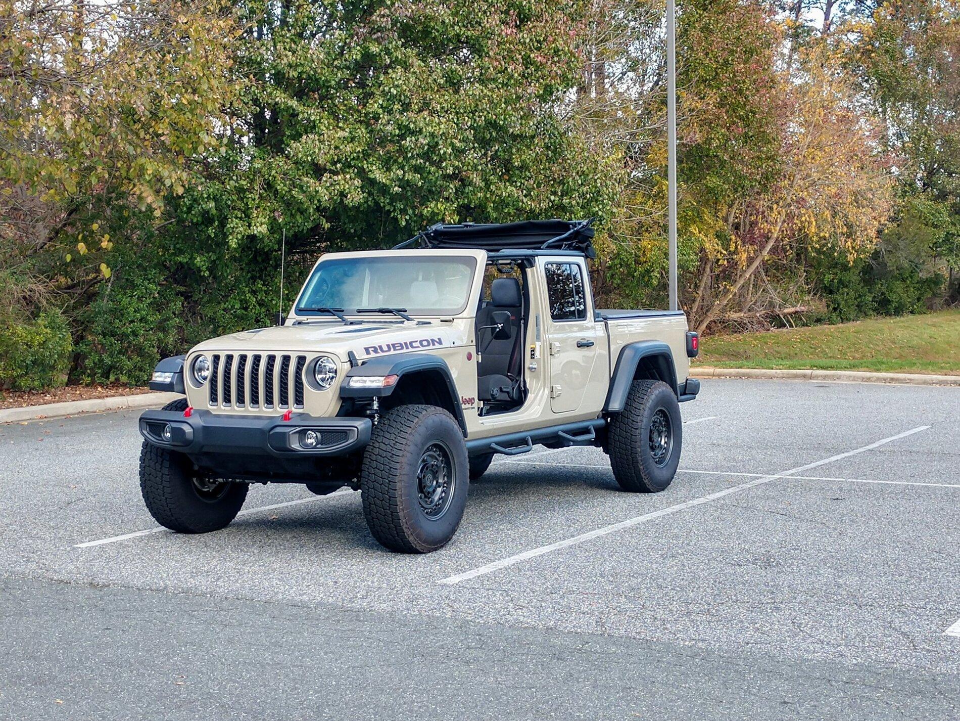 Jeep Gladiator Who rolls like this?? 03F3BF5B-35A0-4B1D-92B2-DE5EC67AB09E