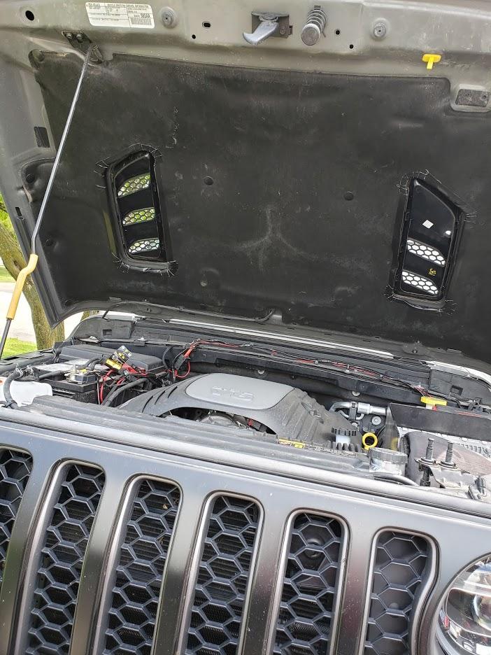 Jeep Gladiator 5.7 Hemi install hood vents