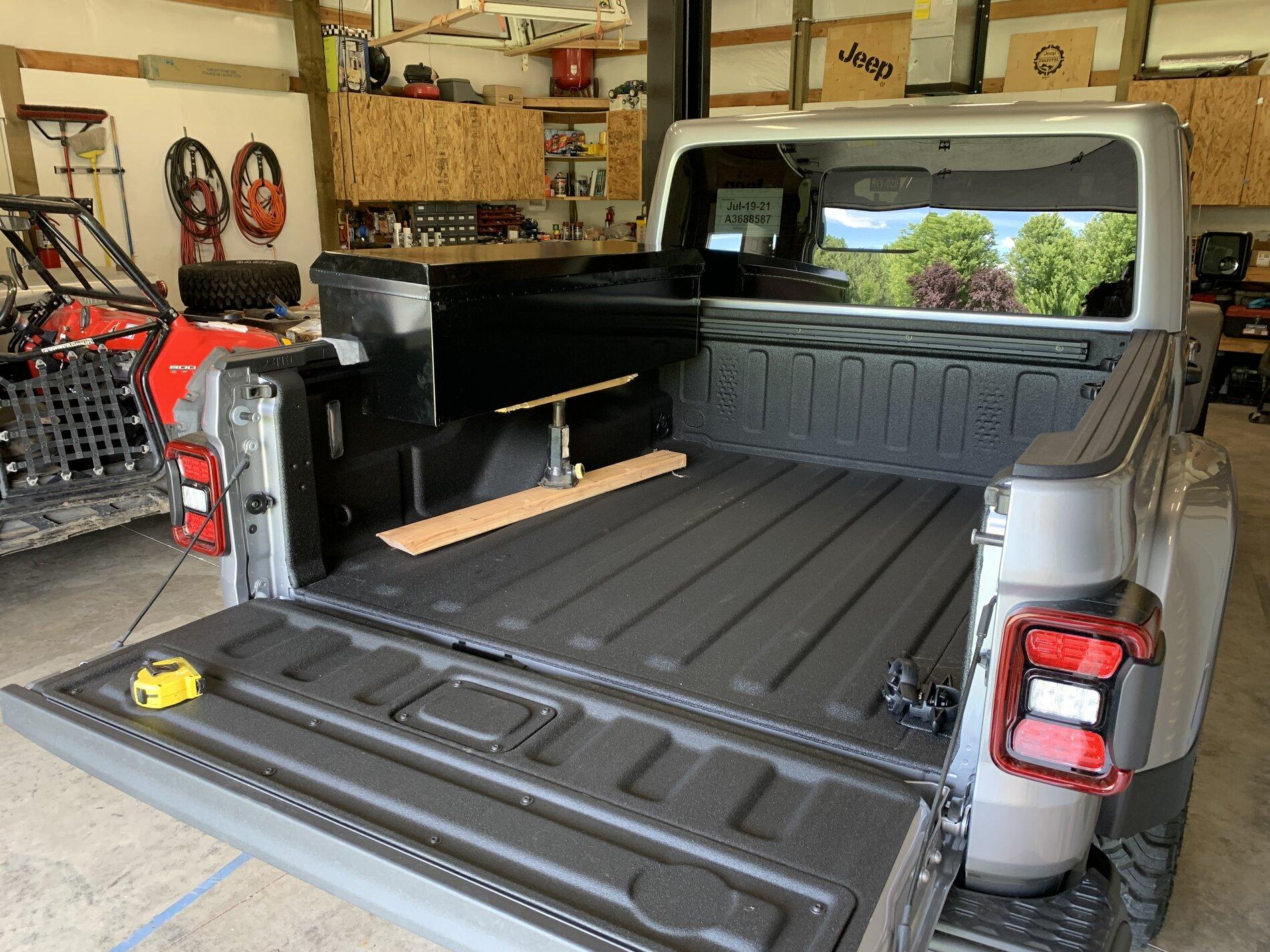 Jeep Gladiator Tool box? IMG_1896.JPG