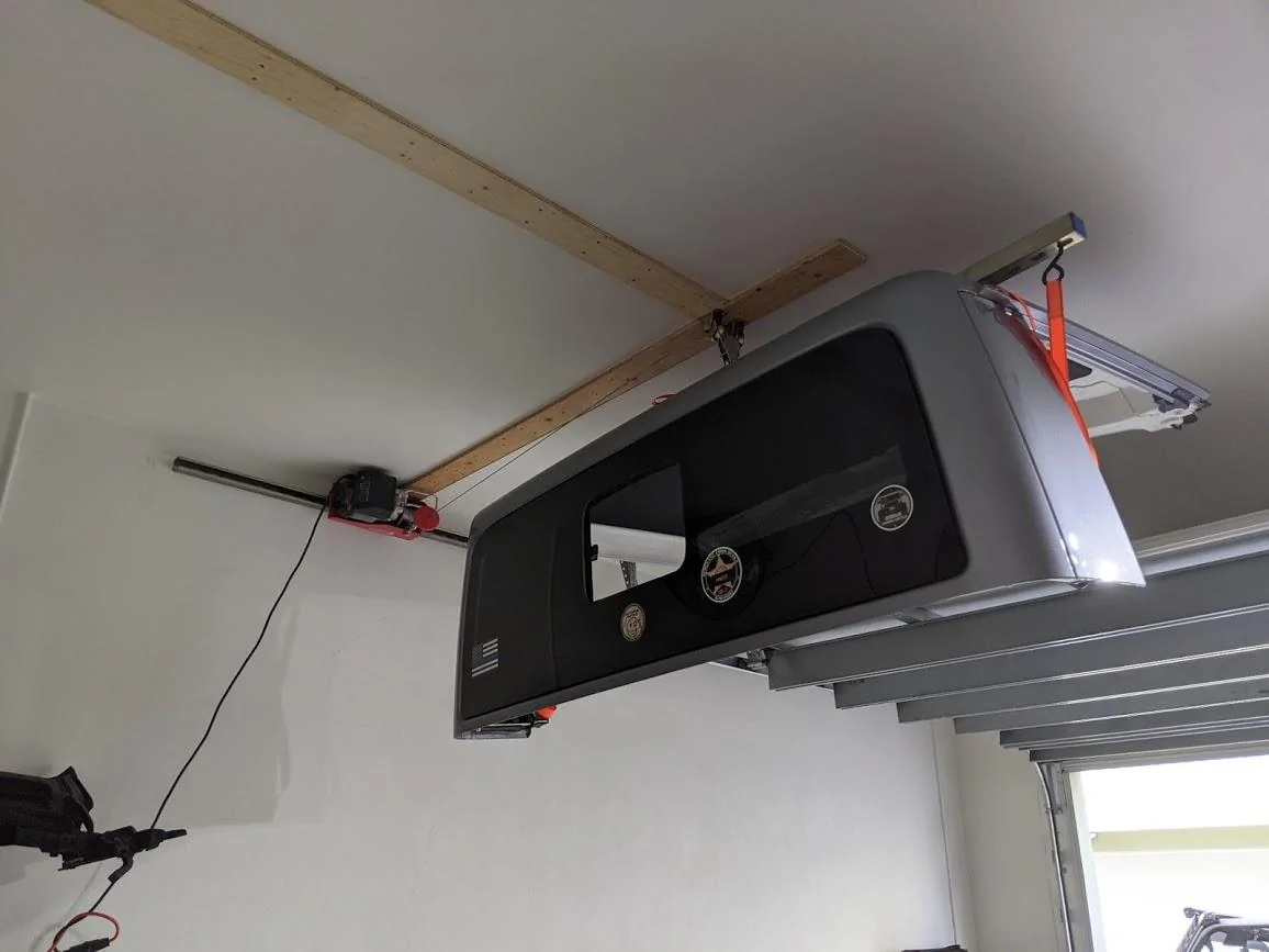 Jeep Gladiator Lift / hoist for top? 2zi9gl7bqfrm1la1wqxbn-w1157-h867-no-authuser-0-jpg