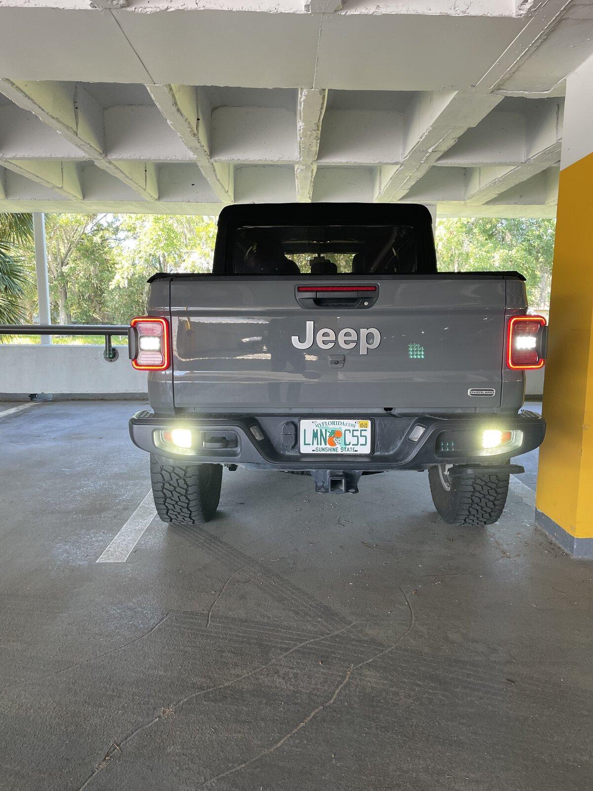 Jeep Gladiator Auxiliary LED Reverse Lights (Integrated Rear Bumper) 84C25554-5FF8-4B3C-B699-AC35E5806AFD