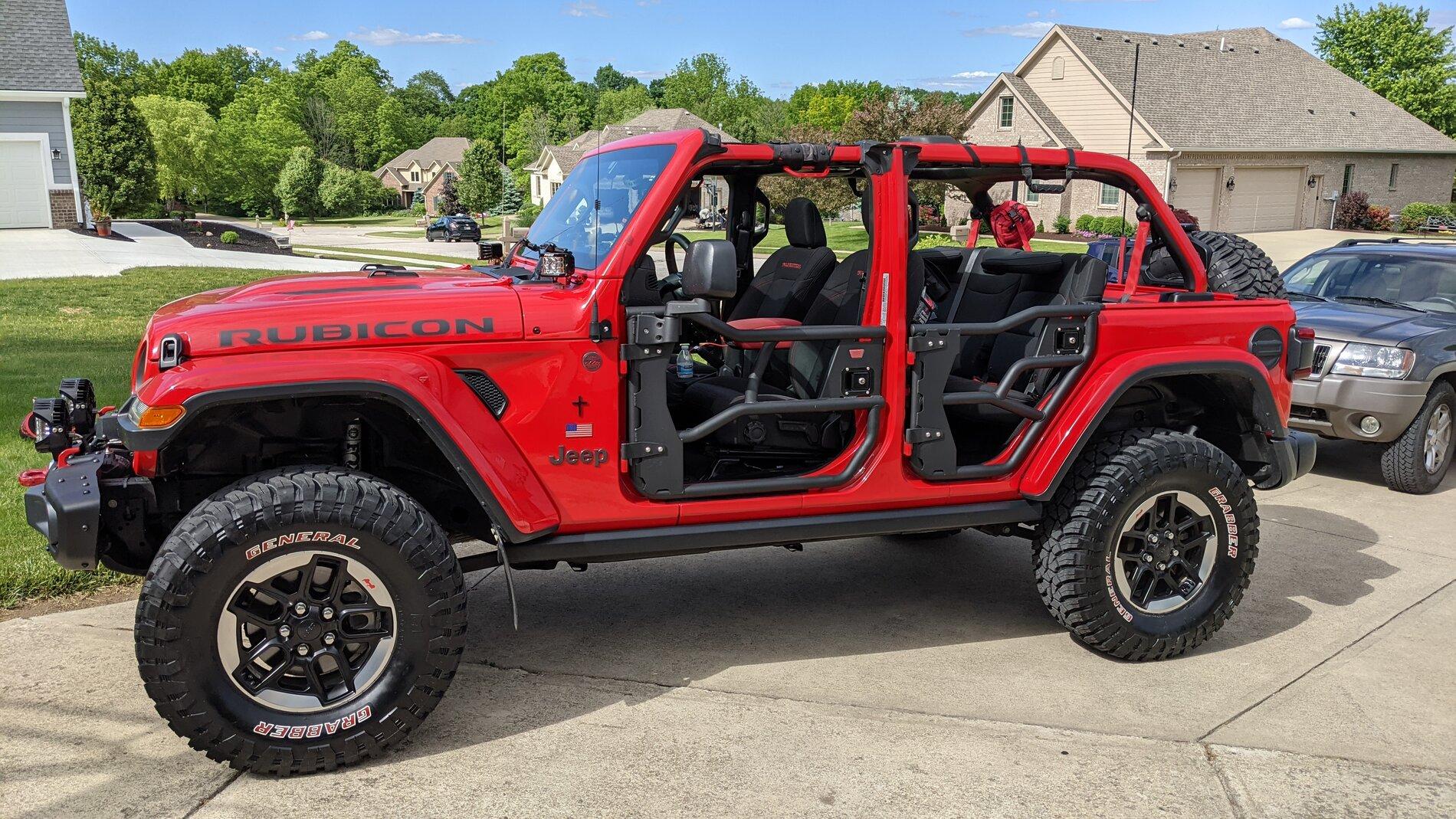 Jeep Gladiator Bigger Tires on Stock Wheels PXL_20210529_210723255