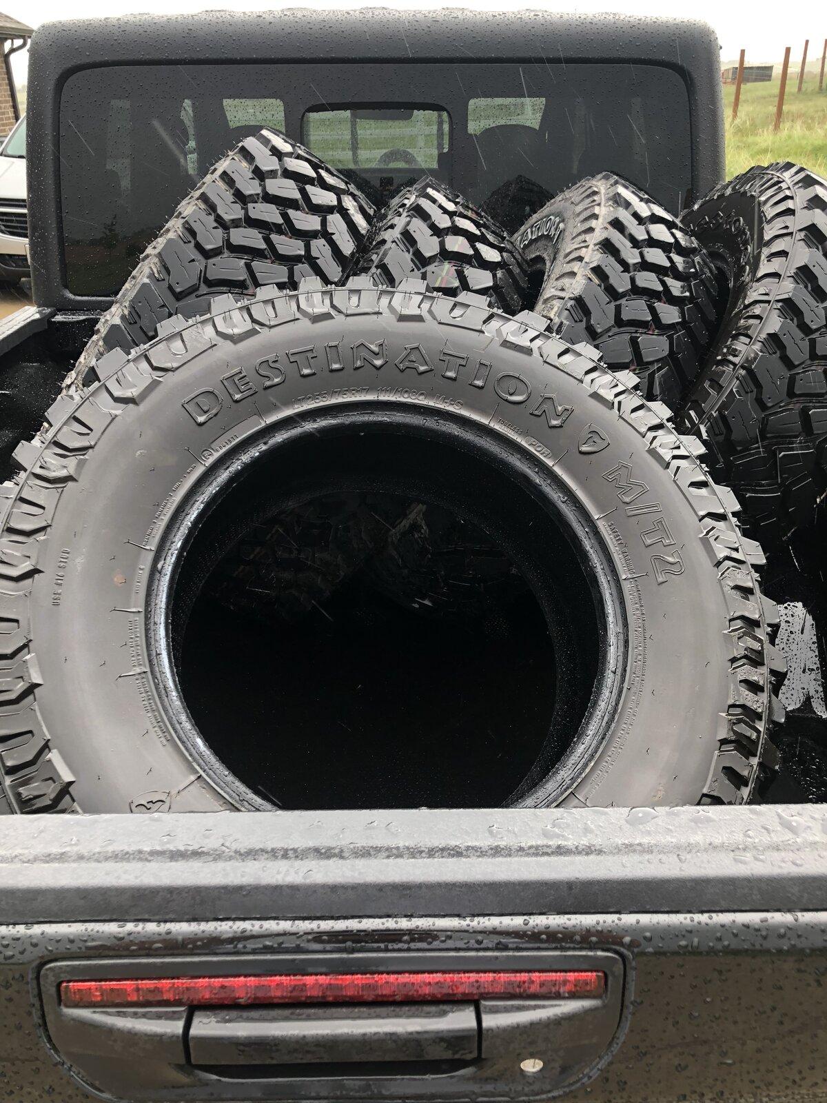 Jeep Gladiator Firestone Destination M/T2 255/75R17 AA2C86AD-0565-498C-8C44-9CD1B35504C4