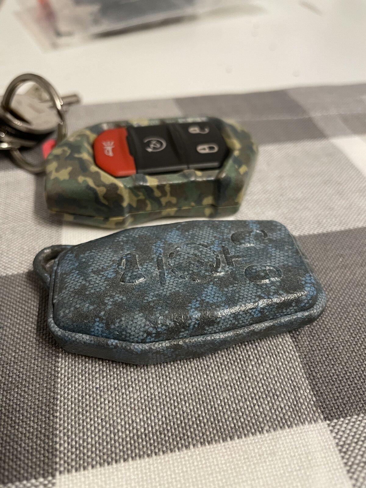 Jeep Gladiator Re-engineering the brick (keyfob) C86016FA-9717-4490-9D9E-969BFDB59F0C