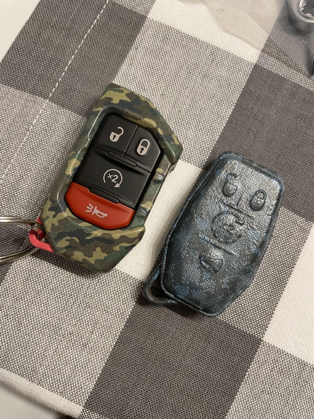 Jeep Gladiator Re-engineering the brick (keyfob) 222A5846-0765-4971-96E2-6CF4DA47D602