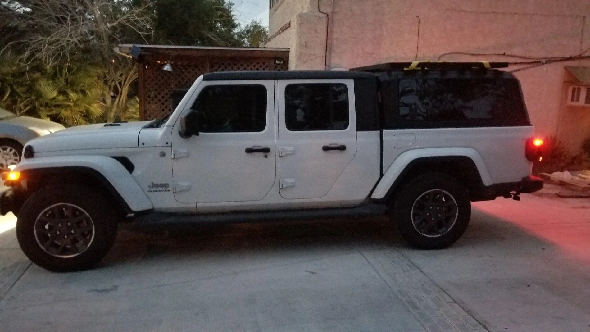 Jeep Gladiator Lowest Profile Rack for RSI Evo Cap 20210317_191048