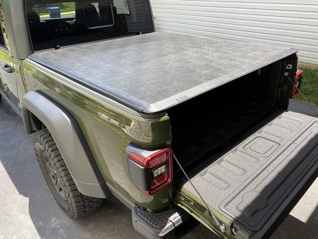 Jeep Gladiator Took Delivery of Your JT? Sign in Here! 51279774534_7833e3bff2_b