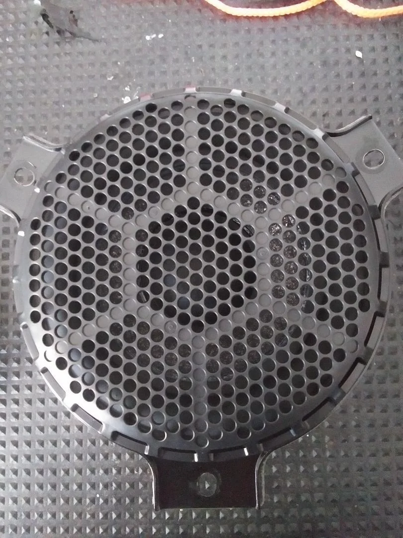 Jeep Gladiator Factory Alpine Premium sound system speak3