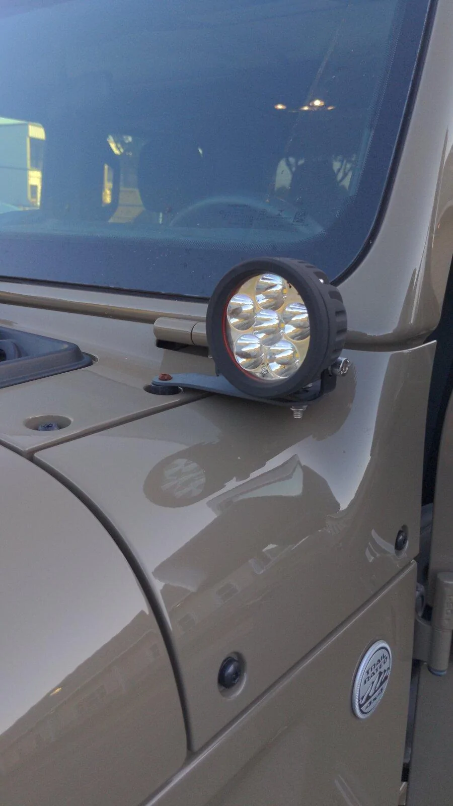 Jeep Gladiator mojave cowl light mount 1625051644749966613296758592013
