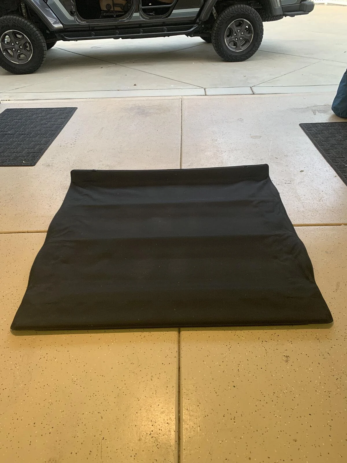 Jeep Gladiator FS: Mopar Soft Roll Tonneau Bed Cover (San Diego) IMG_1801
