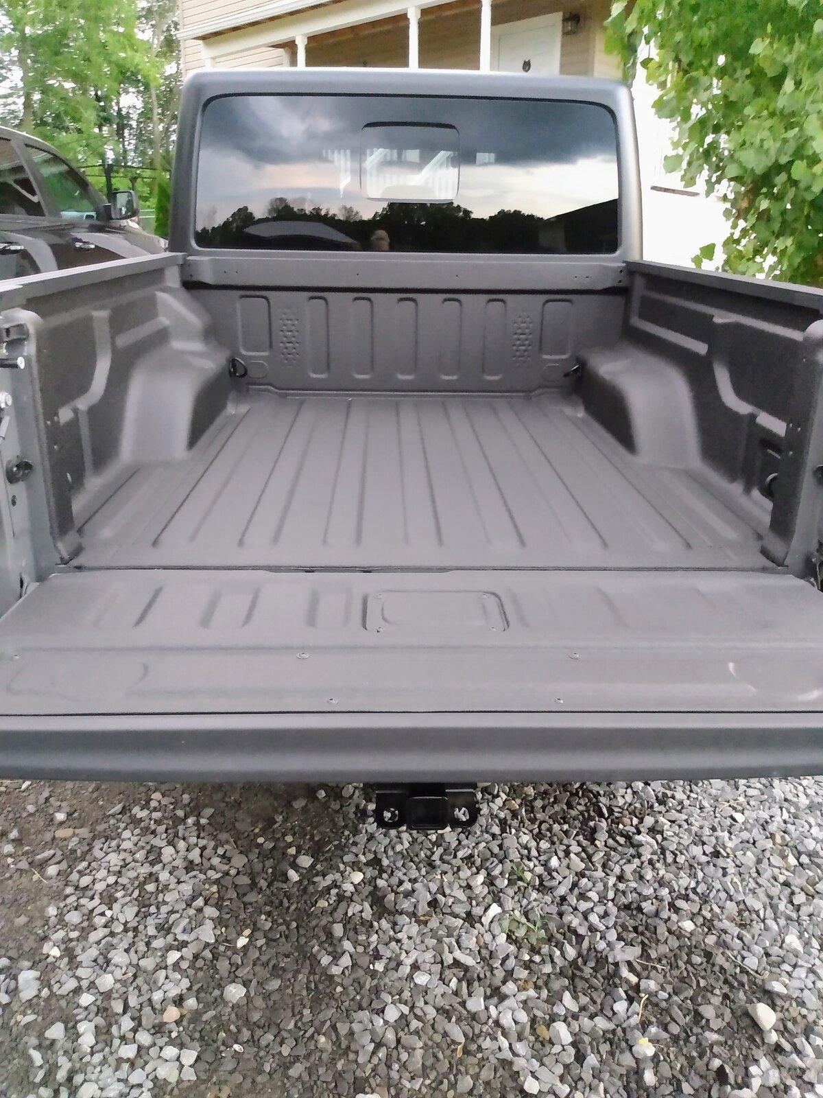 Jeep Gladiator Bed Liner - Spray on or drop in? IMG_20210630_205044325