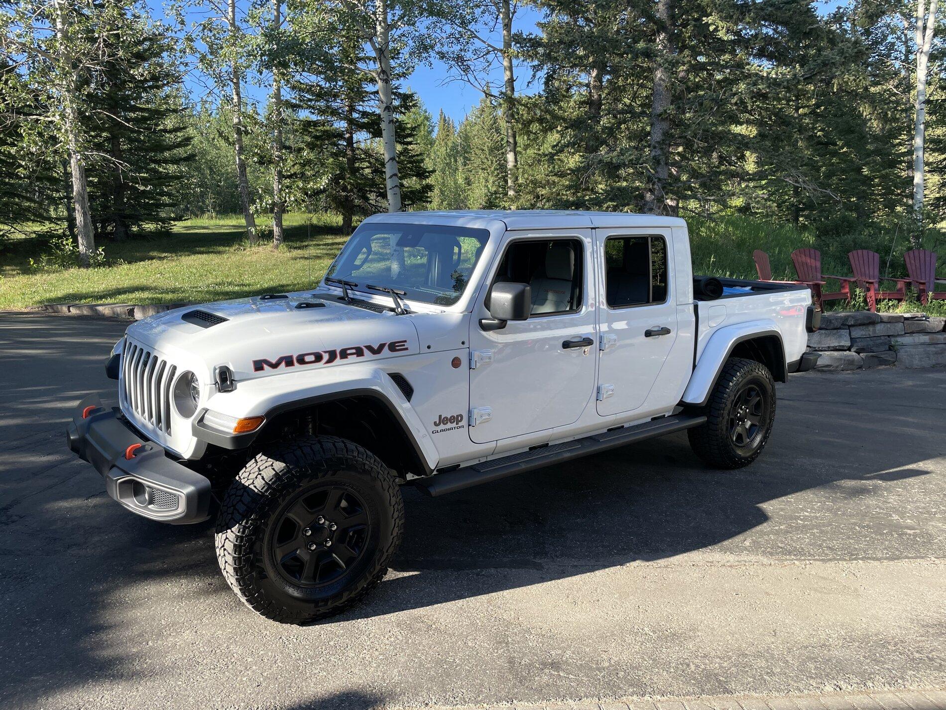 Jeep Gladiator Gladiator Window Sticker and Build Sheet Order Tracking DA113631-4E90-468F-9C81-C3B6E33C0E98