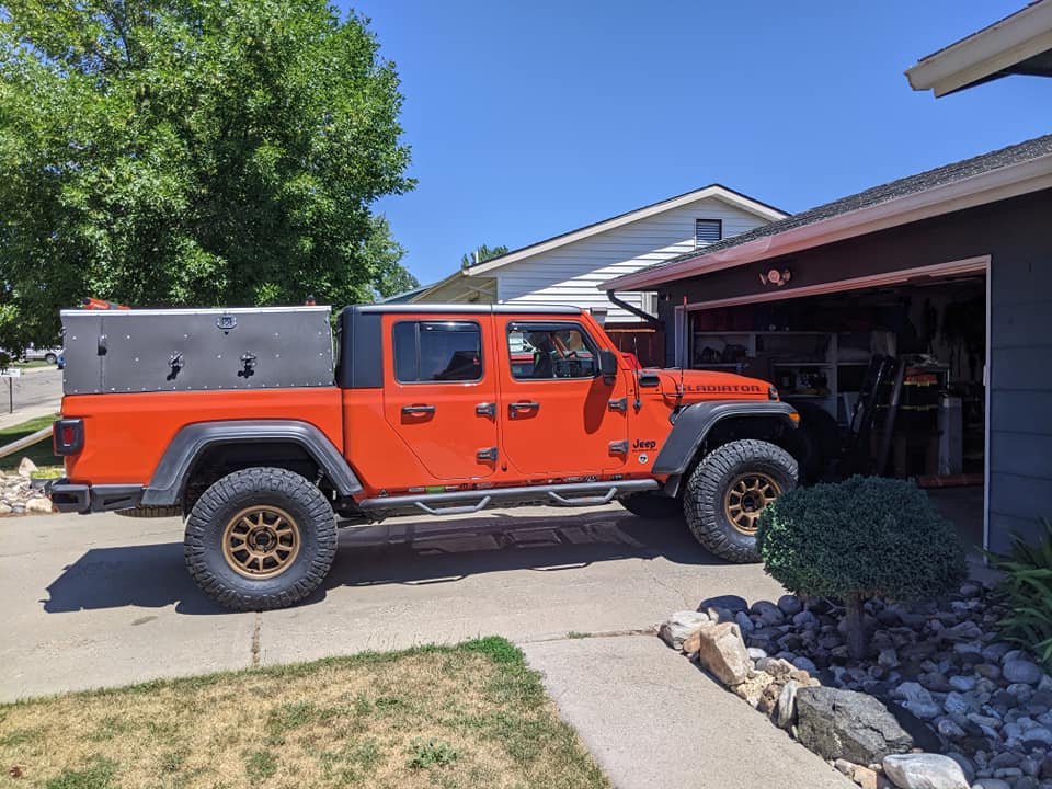 Jeep Gladiator Operation  "Cheap topper": Warning... this is in process... 205411389_10161057588865278_8134979081275227997_n