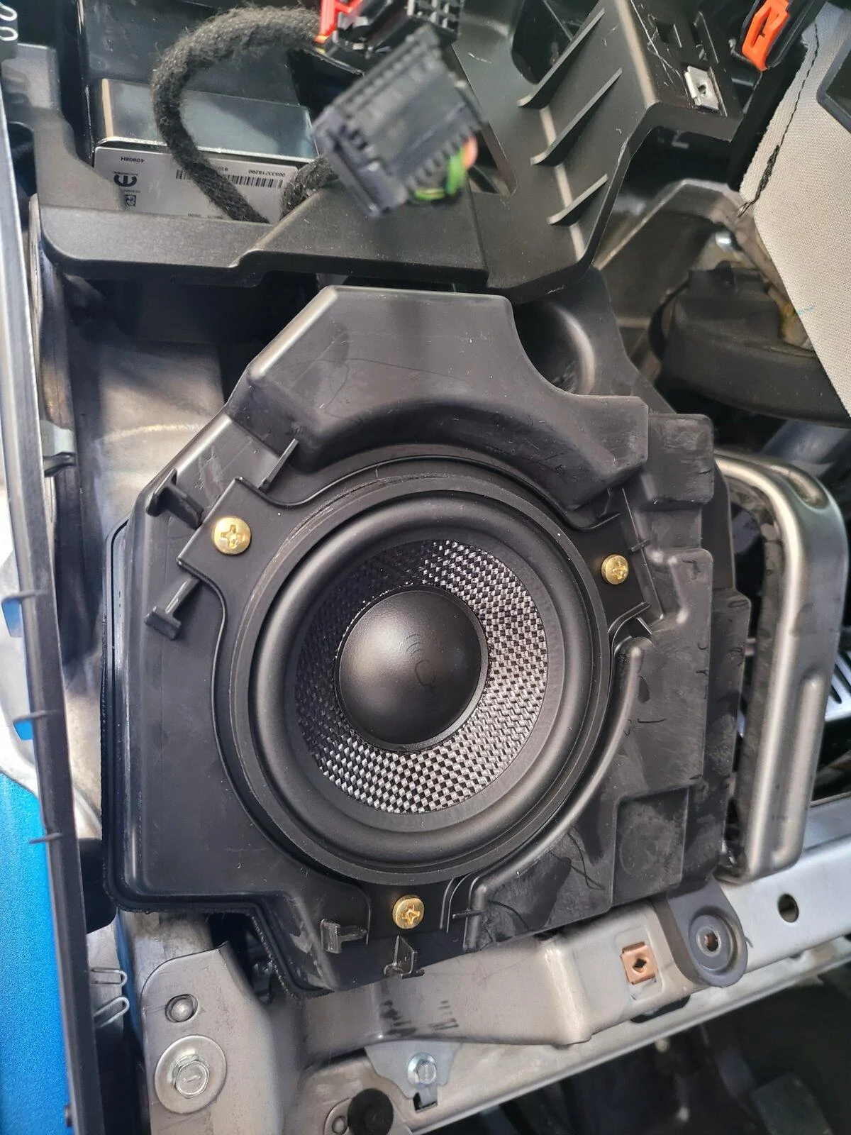 Jeep Gladiator OEM Audio Plus 20210629_150102