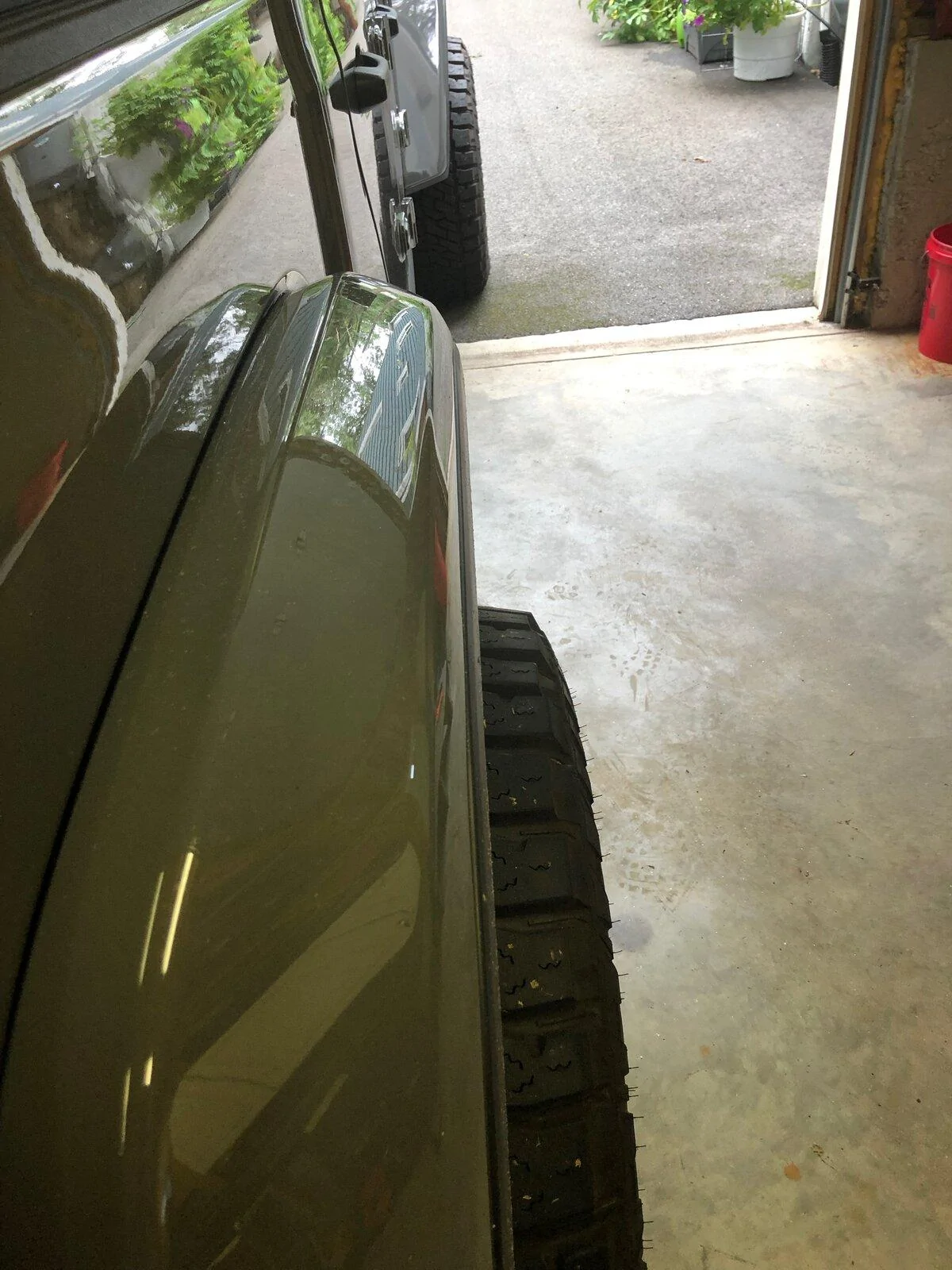 Jeep Gladiator DirtyLife DT-1 & TPMS IMG_3089