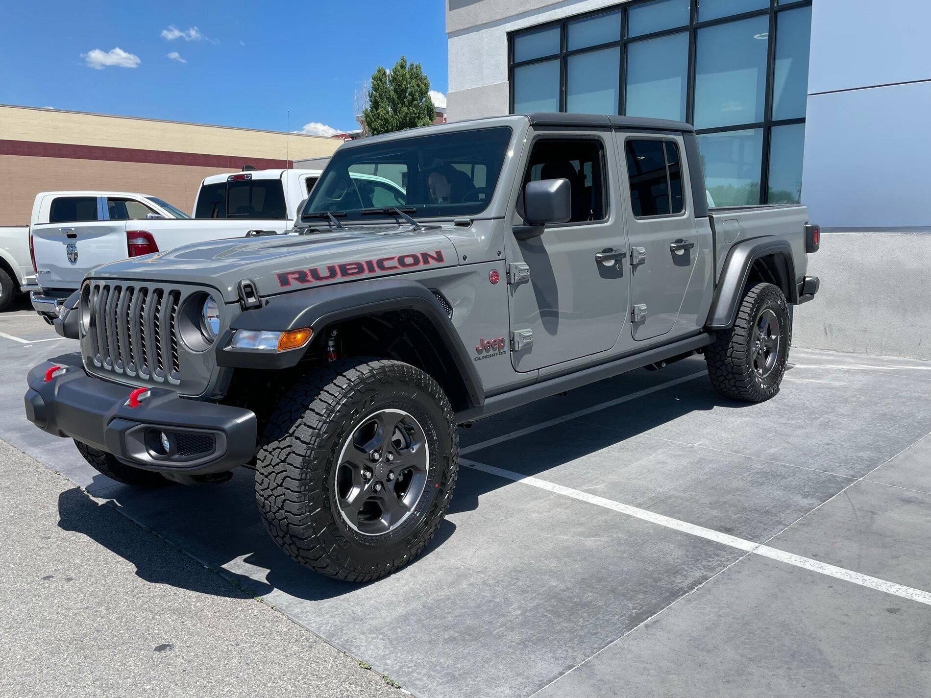 Jeep Gladiator Took Delivery of Your JT? Sign in Here! 10F7BD58-1716-4A84-B9D5-AF757CBE1919