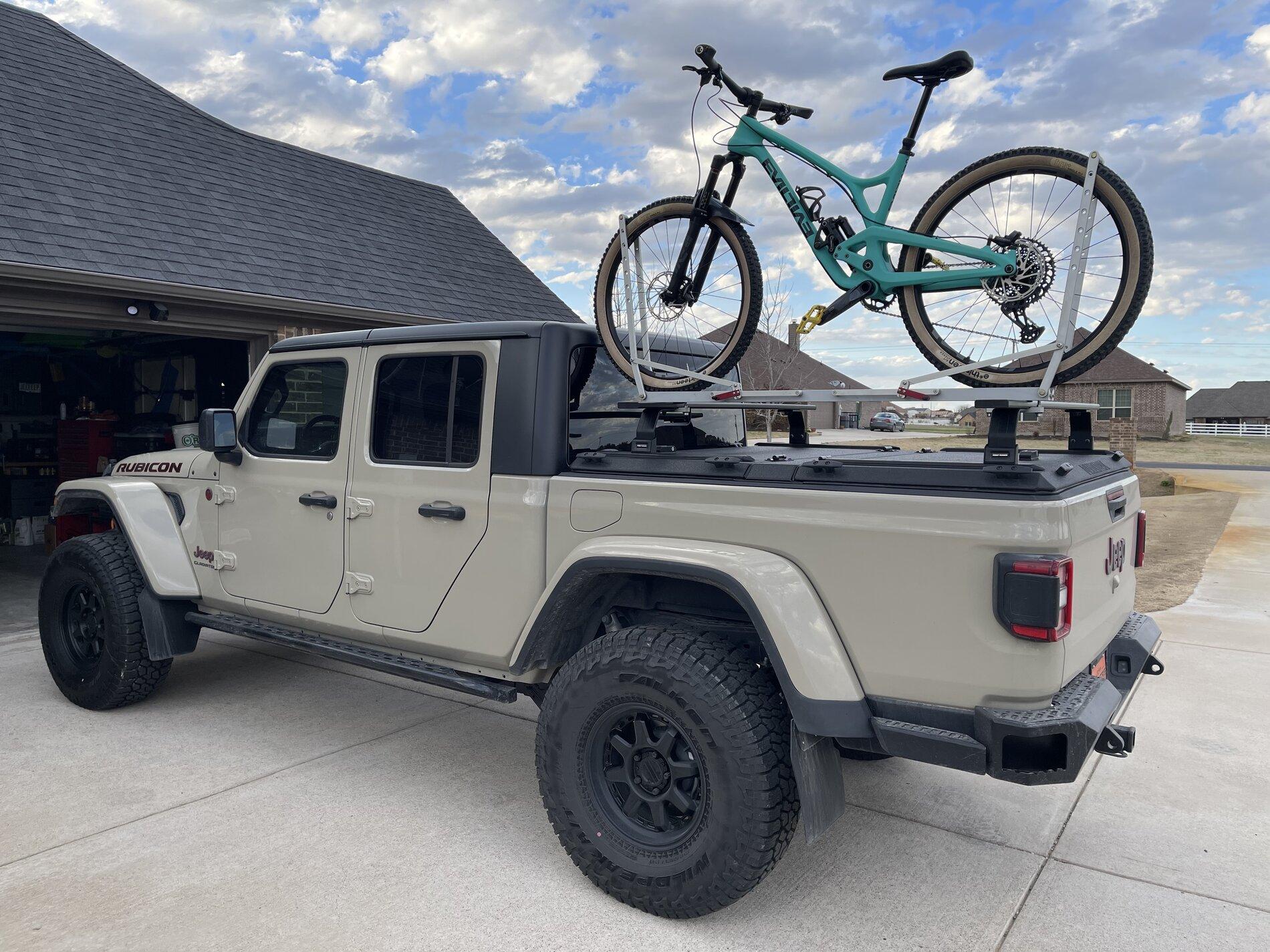 Jeep Gladiator I don't understand the advantages of a Bed Rack 9A162361-B9B2-4A37-BCA4-B5D541B20A4D