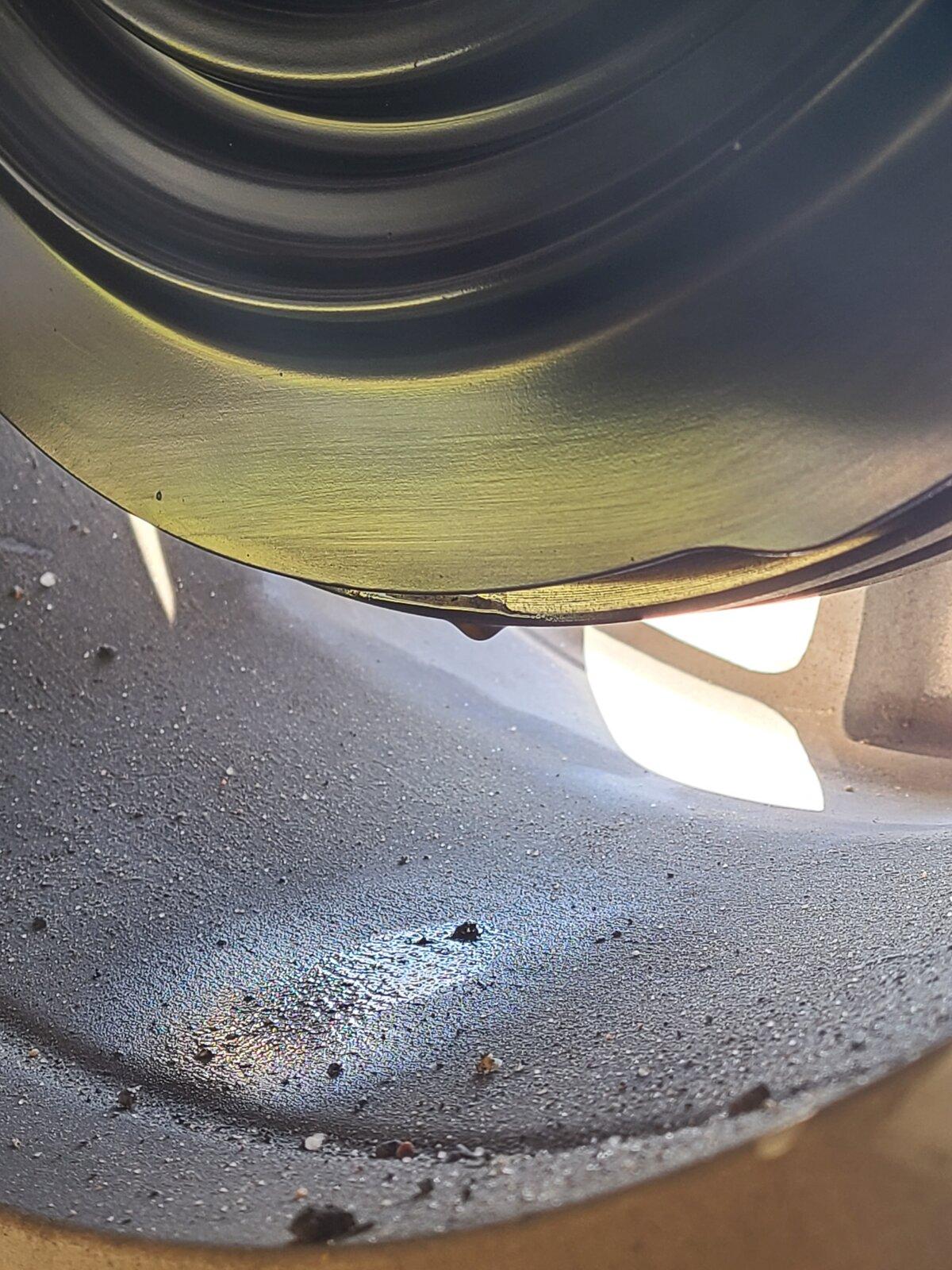 Jeep Gladiator Leaking axle seal? 20210628_131515