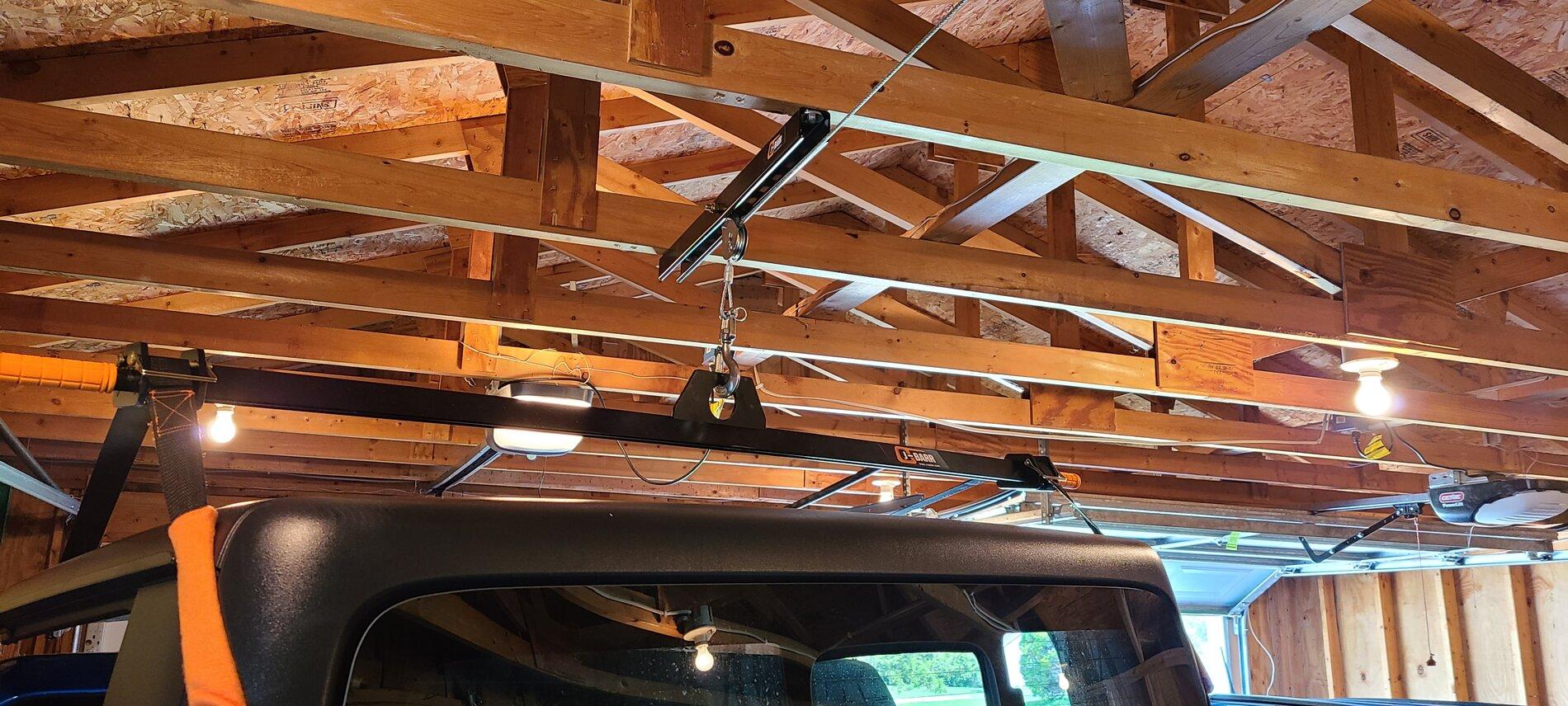Jeep Gladiator J-Barr hard top hoist. 20210702_155859