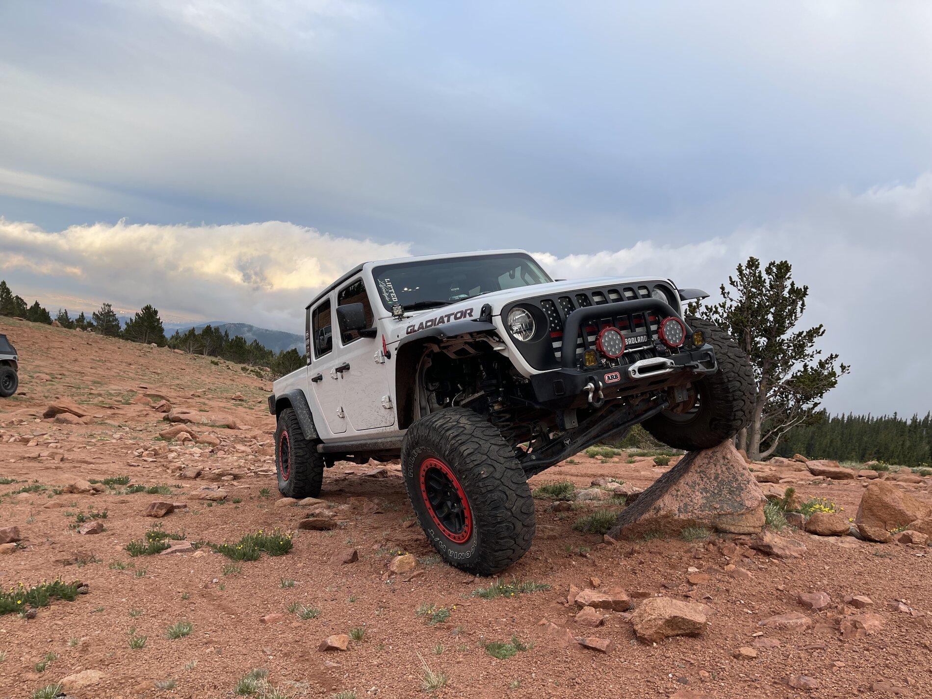 Jeep Gladiator Rubicon lower fender delete? 7E299EB3-54C6-4000-8F8F-B3A4D294F1A1