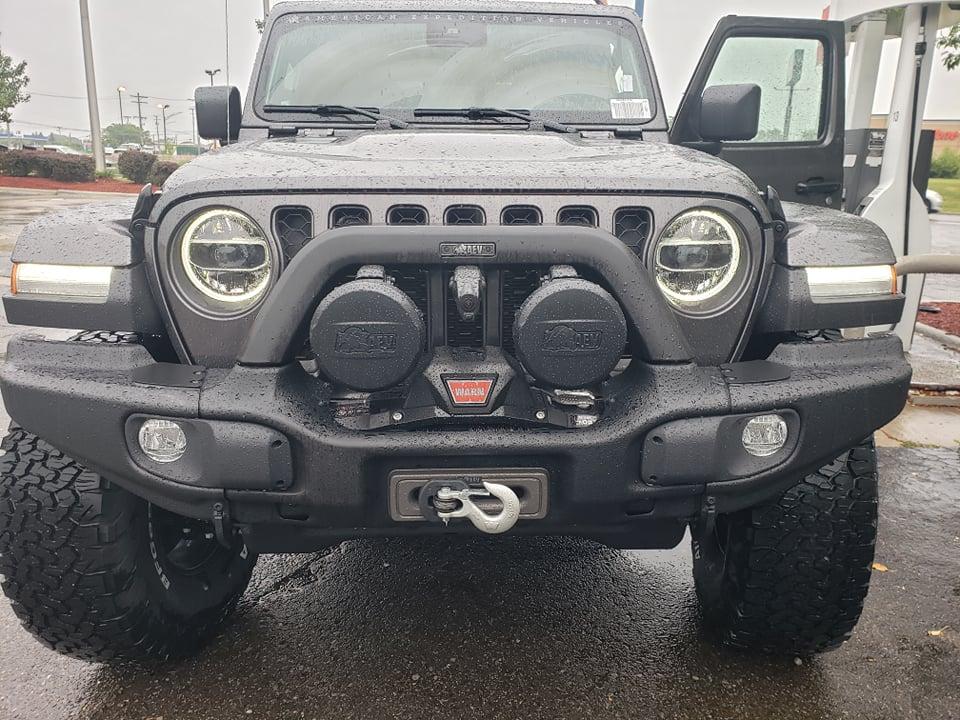 Jeep Gladiator Do not get a mount on top winch bumper pic glad front 1 203971843_601921474119217_7443265500736642247_n