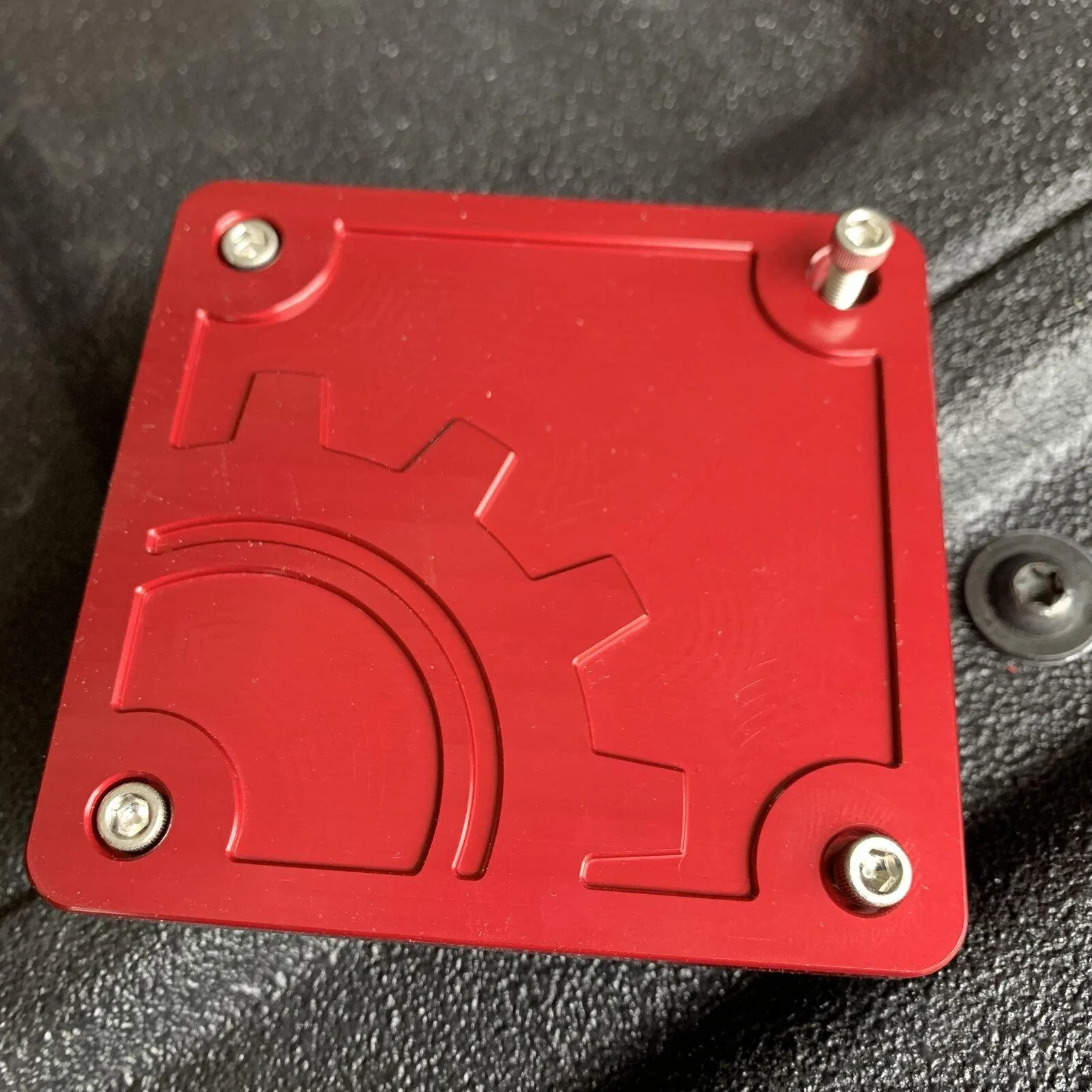 Jeep Gladiator Builtright bed plug cover for power outlet port? 78B0C64E-7453-4795-94BE-98F9F4C5D7D6