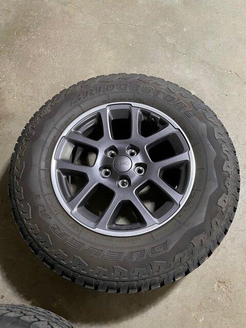 Jeep Gladiator Gladiator Overland Wheels and Dueler A/T Tires - $400 IMG_7955