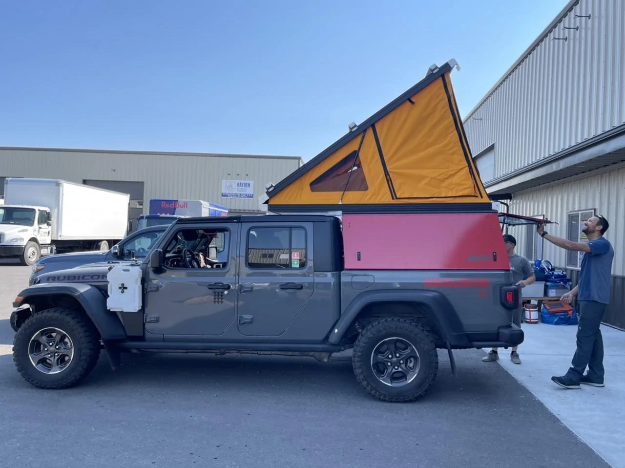 Jeep Gladiator Rubi Rhod - A 2020 Gladiator with flair for the overland-dramatic EC5240A3-CCEF-4253-83B3-E4B9FA64E0CC