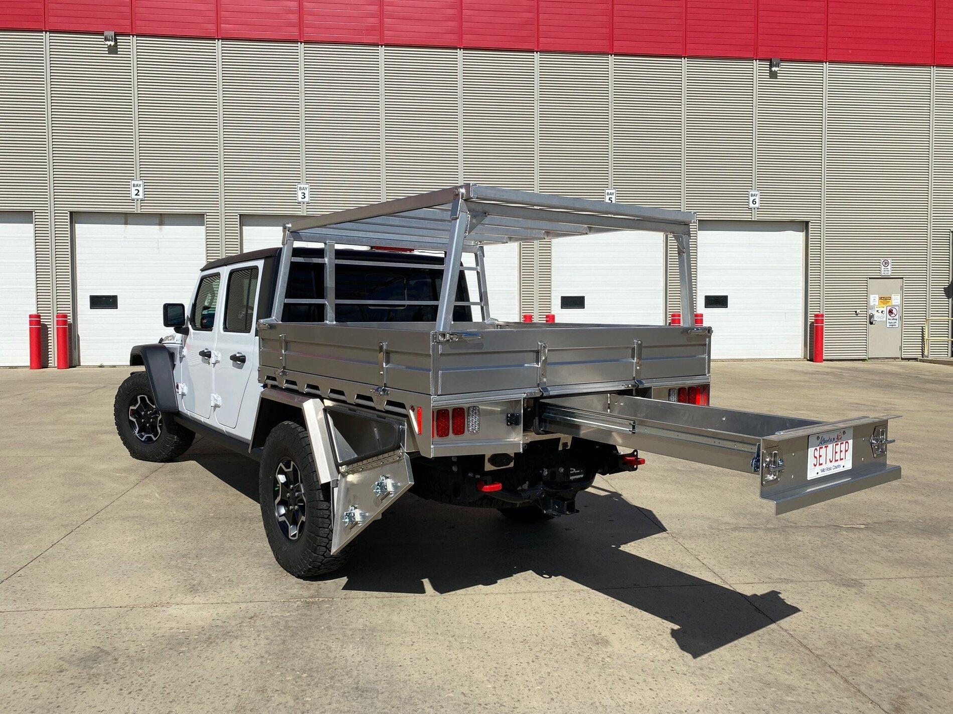 Jeep Gladiator Anyone covert over to a flatbed yet? SUMMIT EXPEDITION TRUCKS JEEP GLADIATOR SET FLATBED TRAY 8