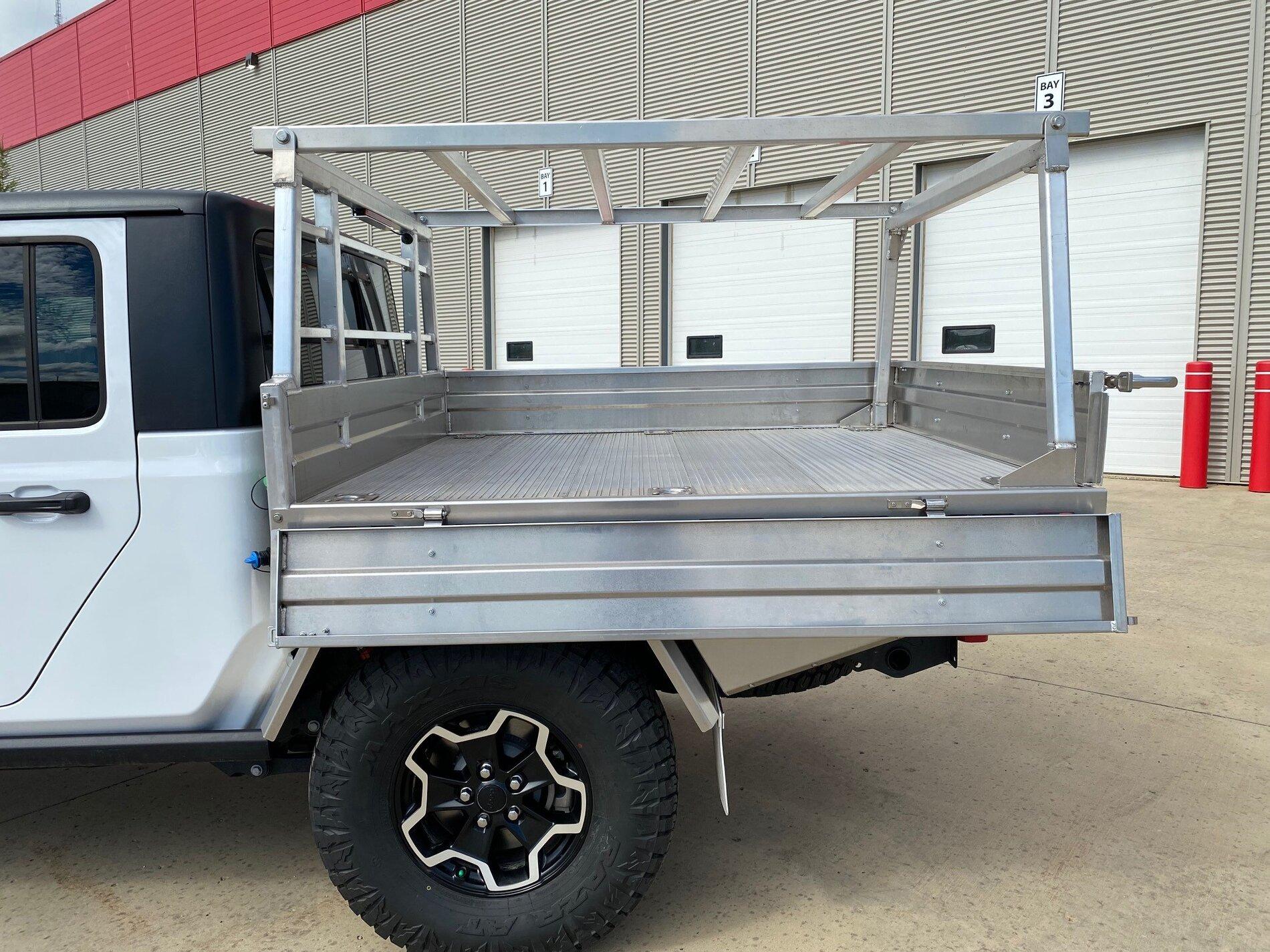 Jeep Gladiator Anyone covert over to a flatbed yet? SUMMIT EXPEDITION TRUCKS JEEP GLADIATOR SET FLATBED TRAY 4