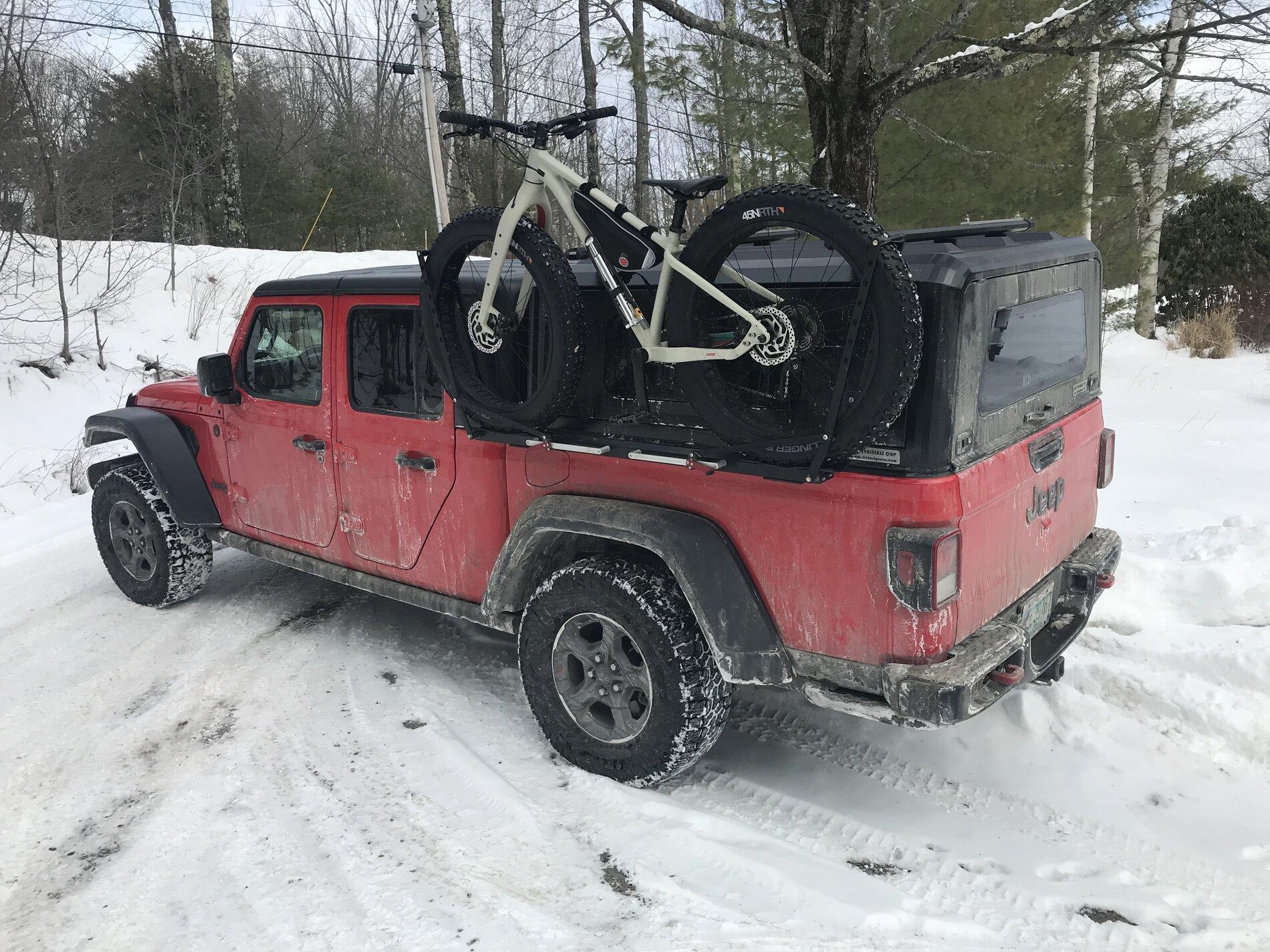 Jeep Gladiator I don't understand the advantages of a Bed Rack 4CD4D5C3-A024-4732-B8D0-787B10978729