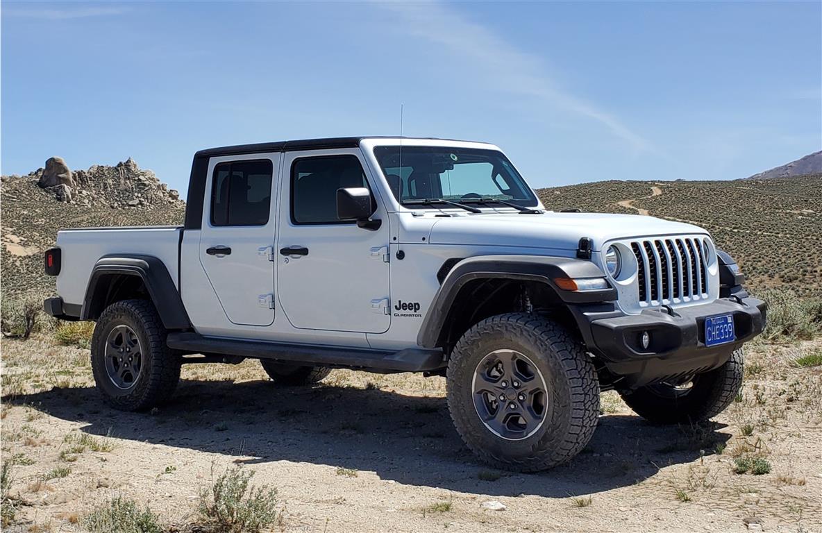 Jeep Gladiator Anyone got pictures or thoughts on 2.5” lift with 33” tires? 20210509_132331cropped (Medium)
