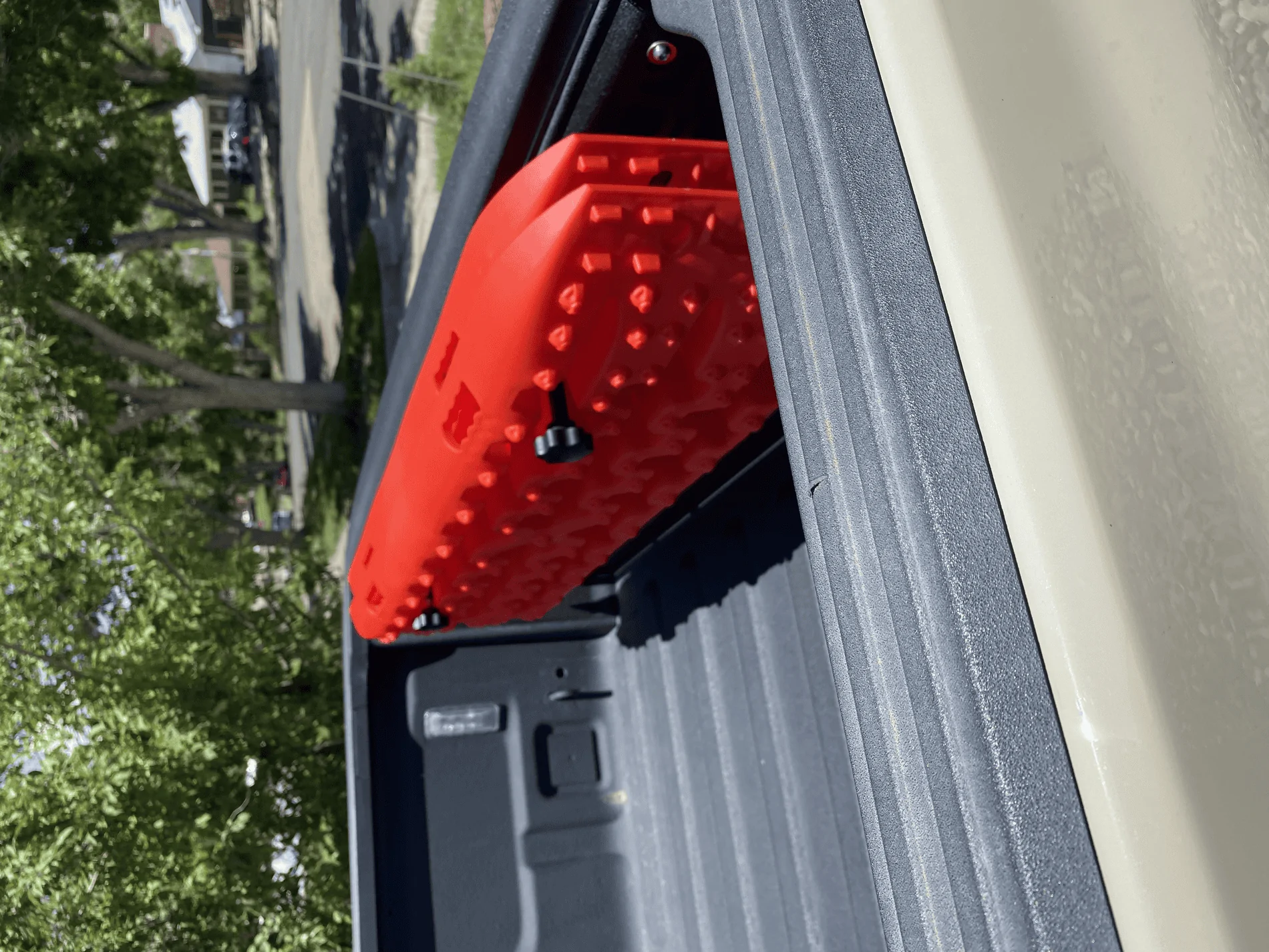 Jeep Gladiator Who has Molle Panels in their Bed (Photos) tempImagevtWcFW