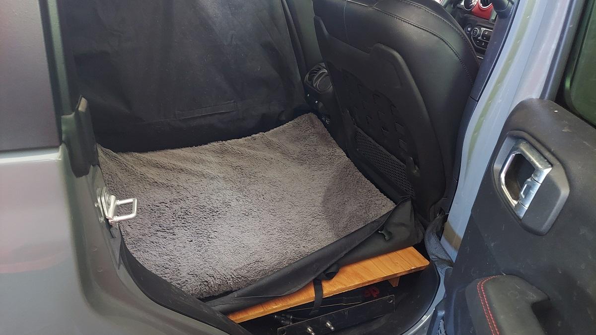 Jeep Gladiator Rear seat delete with foam floor for dogs - cheap, easy and it works great 20210705_1200