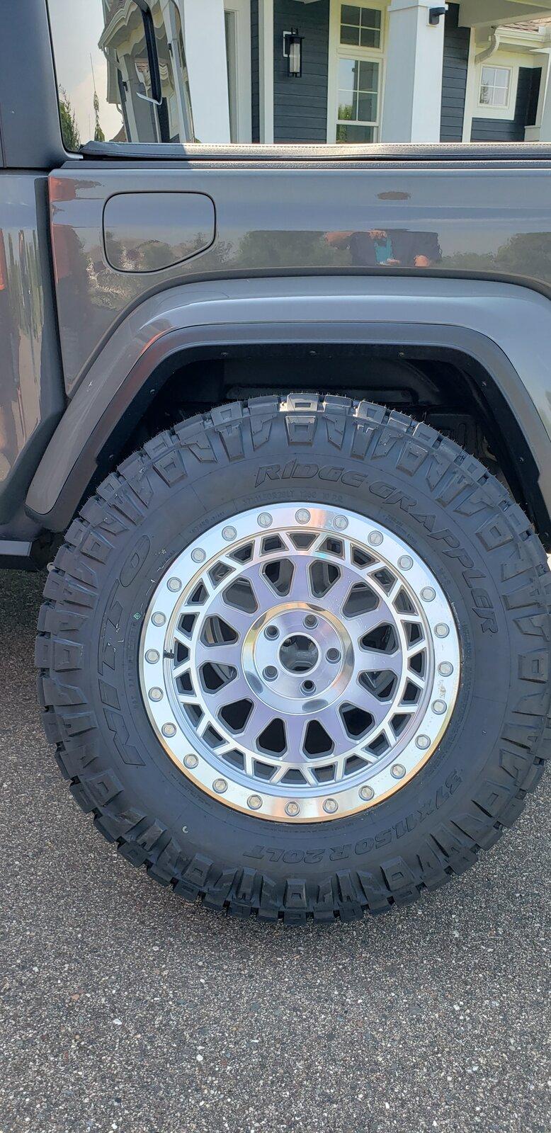 Jeep Gladiator 10% off @DiscountTire Primm Nitto