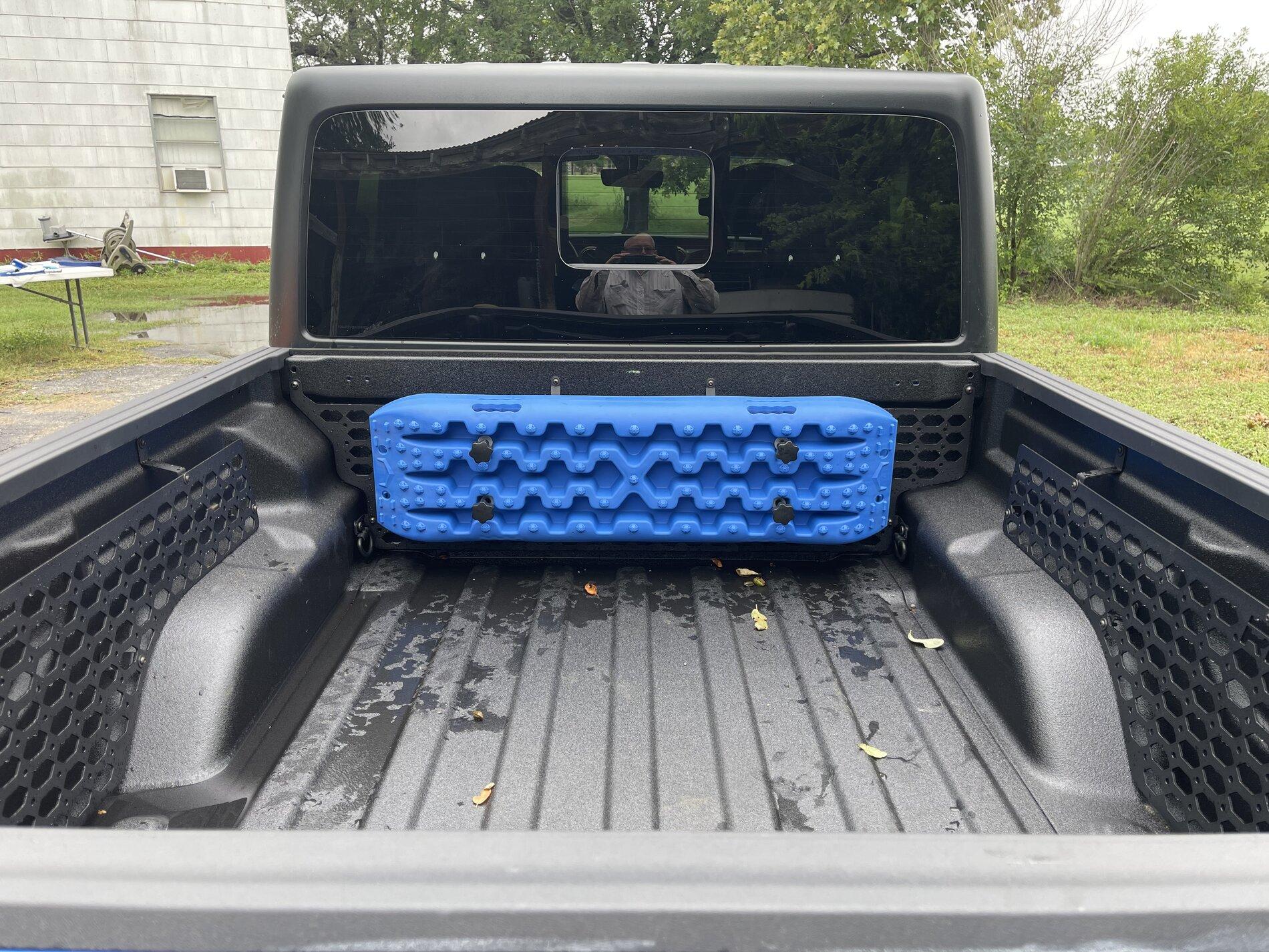Jeep Gladiator John#21’s Hydro Blue Mojave 19C84024-9815-4C07-891C-2977D058BBBF