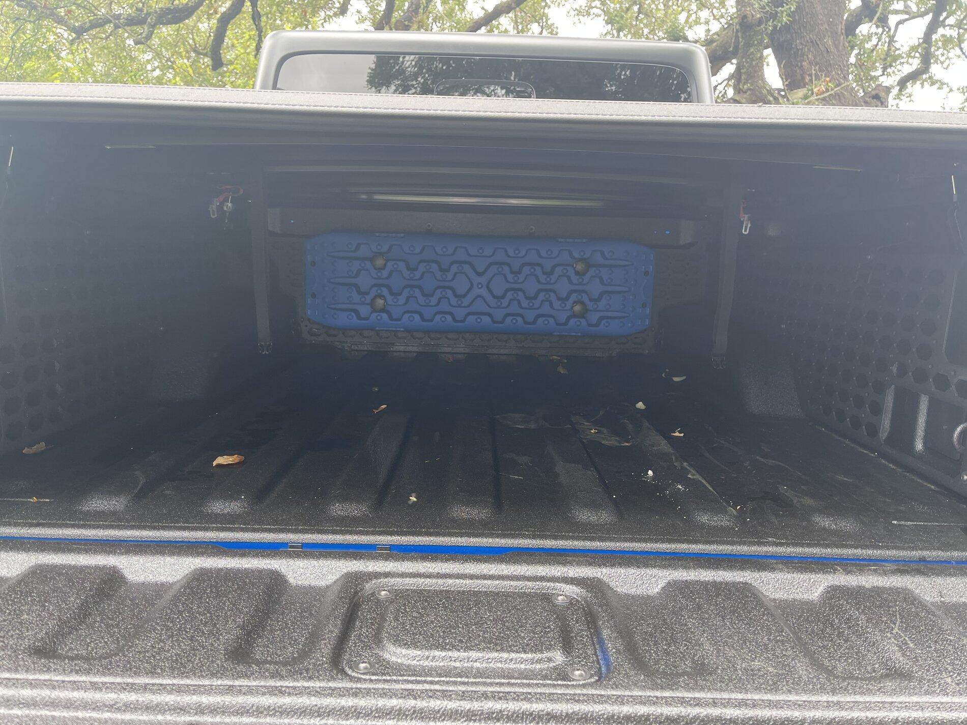 Jeep Gladiator John#21’s Hydro Blue Mojave 29958FAE-7484-4A19-A8E8-B42822C0C76F