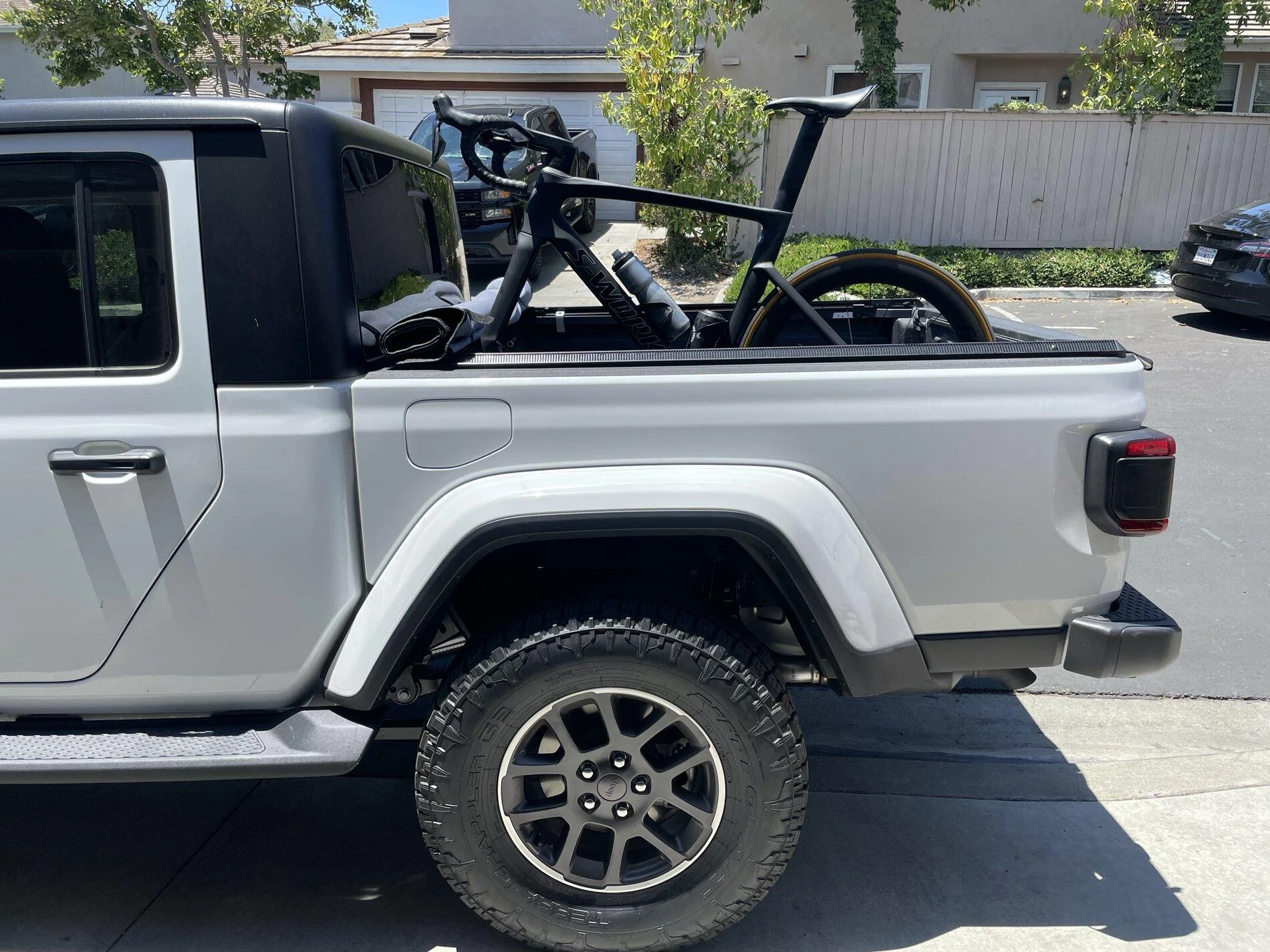 Jeep Gladiator Rockymounts Gladiator rack IMG_0394