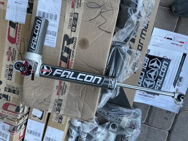 Jeep Gladiator Clayton Offroad 2.5” Overland Plus & Falcon 3.3 fast adjust shocks + 562F3508-256A-4DD7-BF74-DC6EBE14AF86