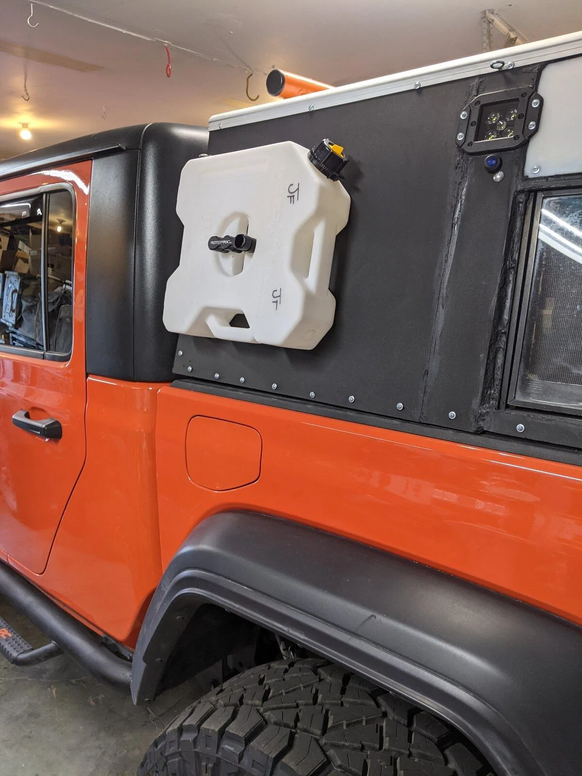 Jeep Gladiator Operation  "Cheap topper": Warning... this is in process... PXL_20210702_164750296