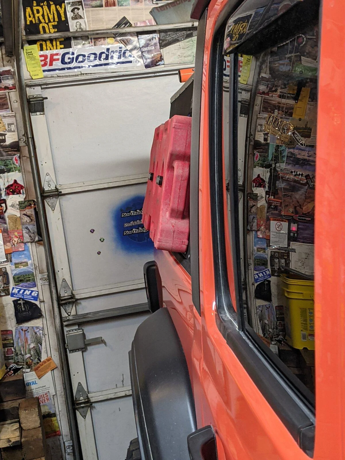 Jeep Gladiator Operation  "Cheap topper": Warning... this is in process... PXL_20210702_165429989