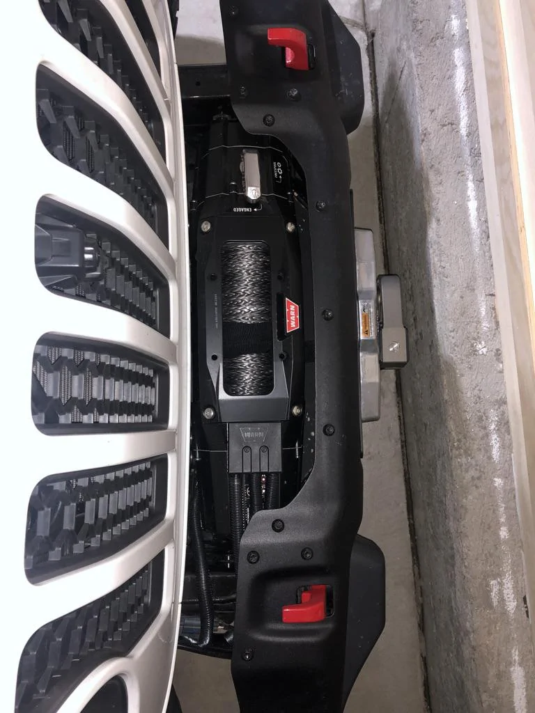 Jeep Gladiator What to cover hole on top of Zeon 10s after Control Pack Relocation? E874E4A7-0813-43BC-85FD-53F0D2B6D6A4_1_105_c