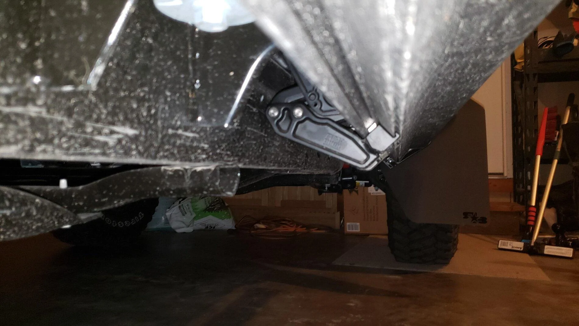 Jeep Gladiator AMP Powerstep AND... rock sliders or rails or protection? 20210707_055233