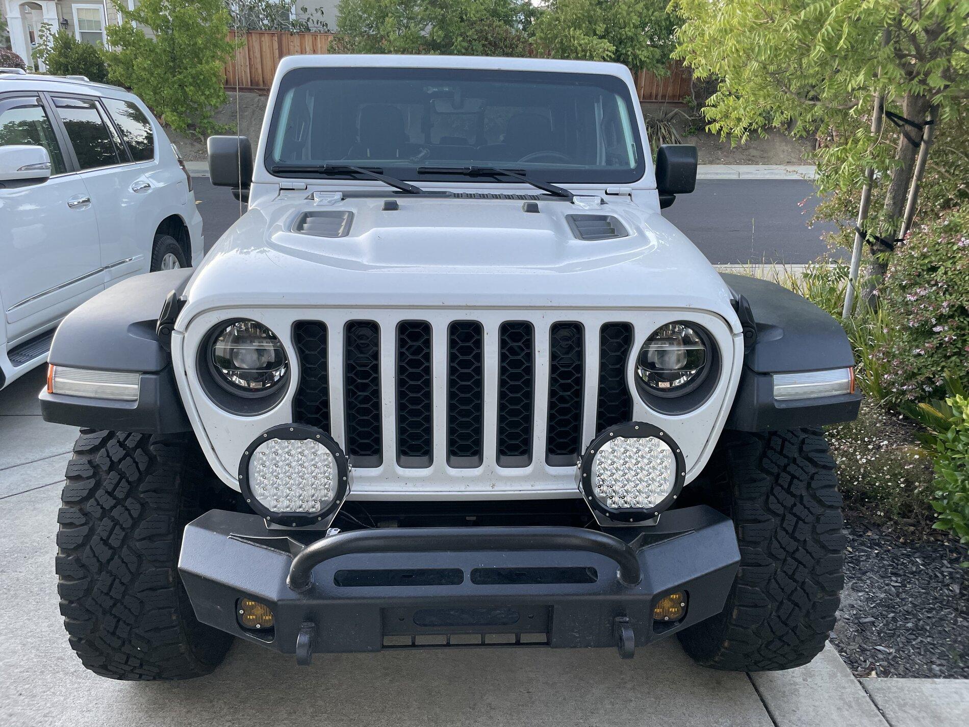 Jeep Gladiator The JT TRPR AA54788D-4EB4-4CF9-B0F9-7E98A115B600